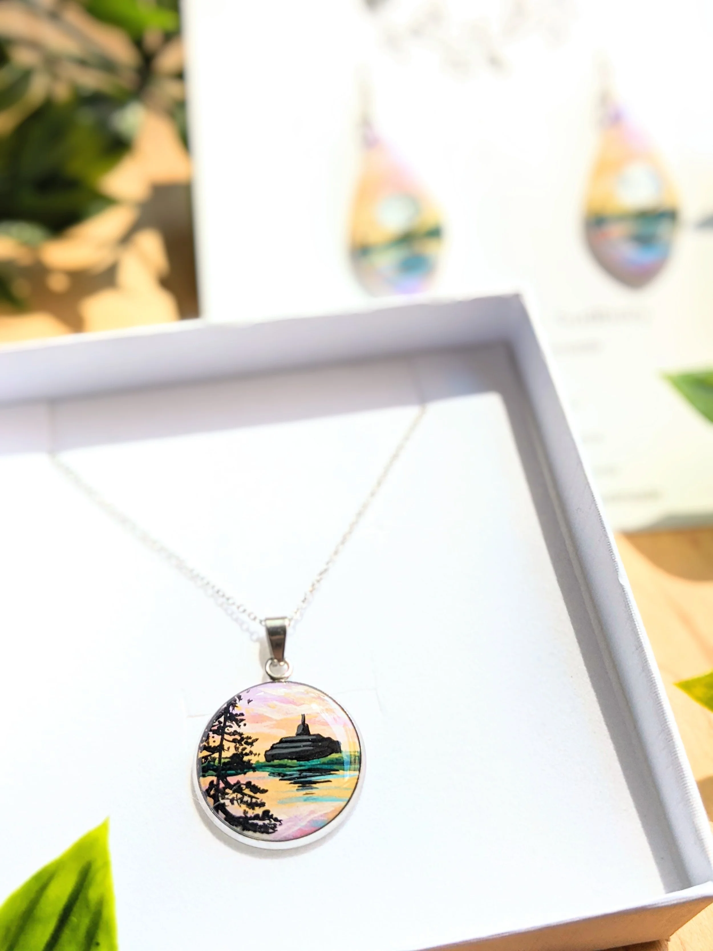 Custom hand-painted necklace featuring Science North (2022)