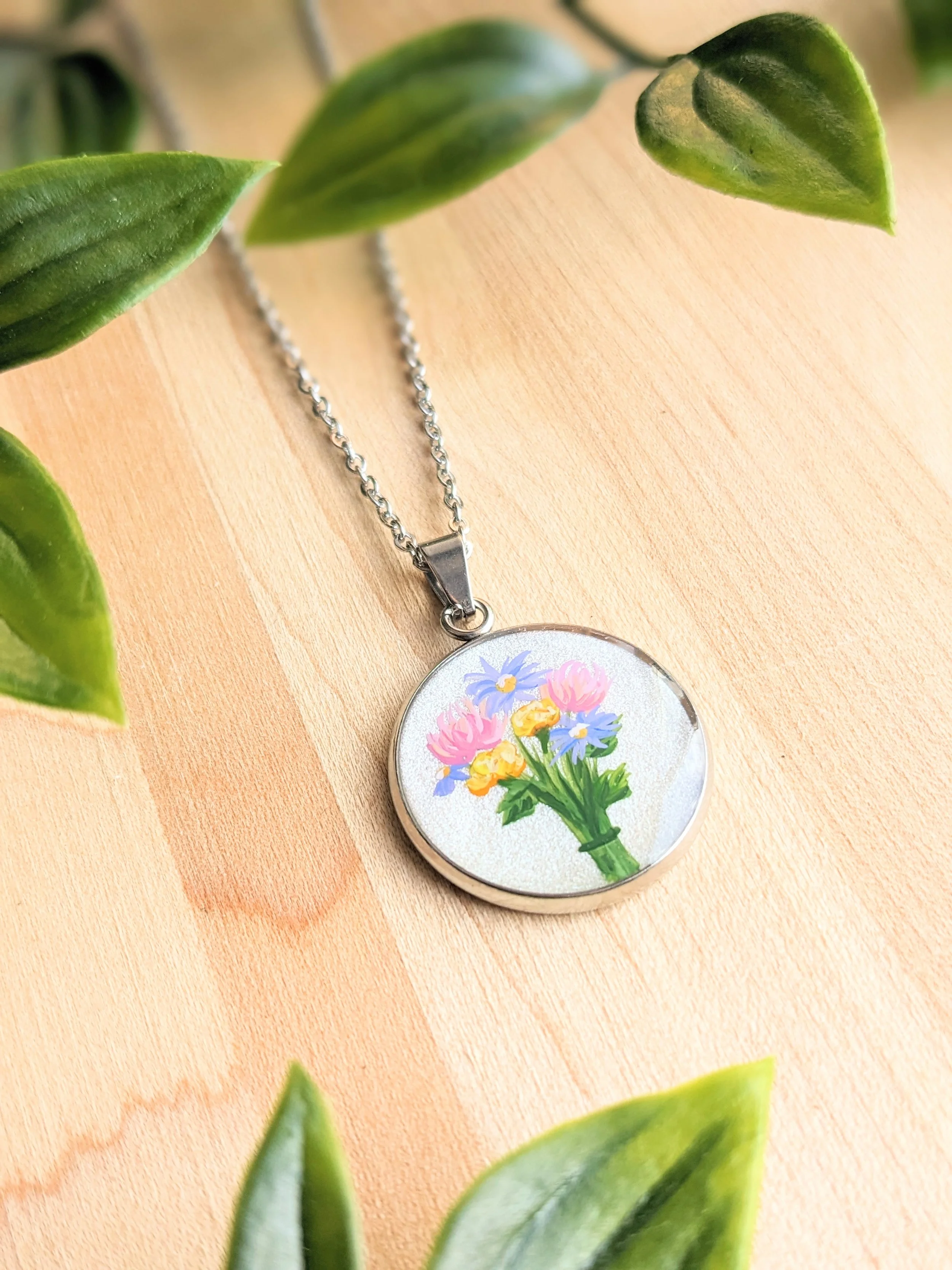 Custom hand-painted birth flower bouquet necklace (2022)
