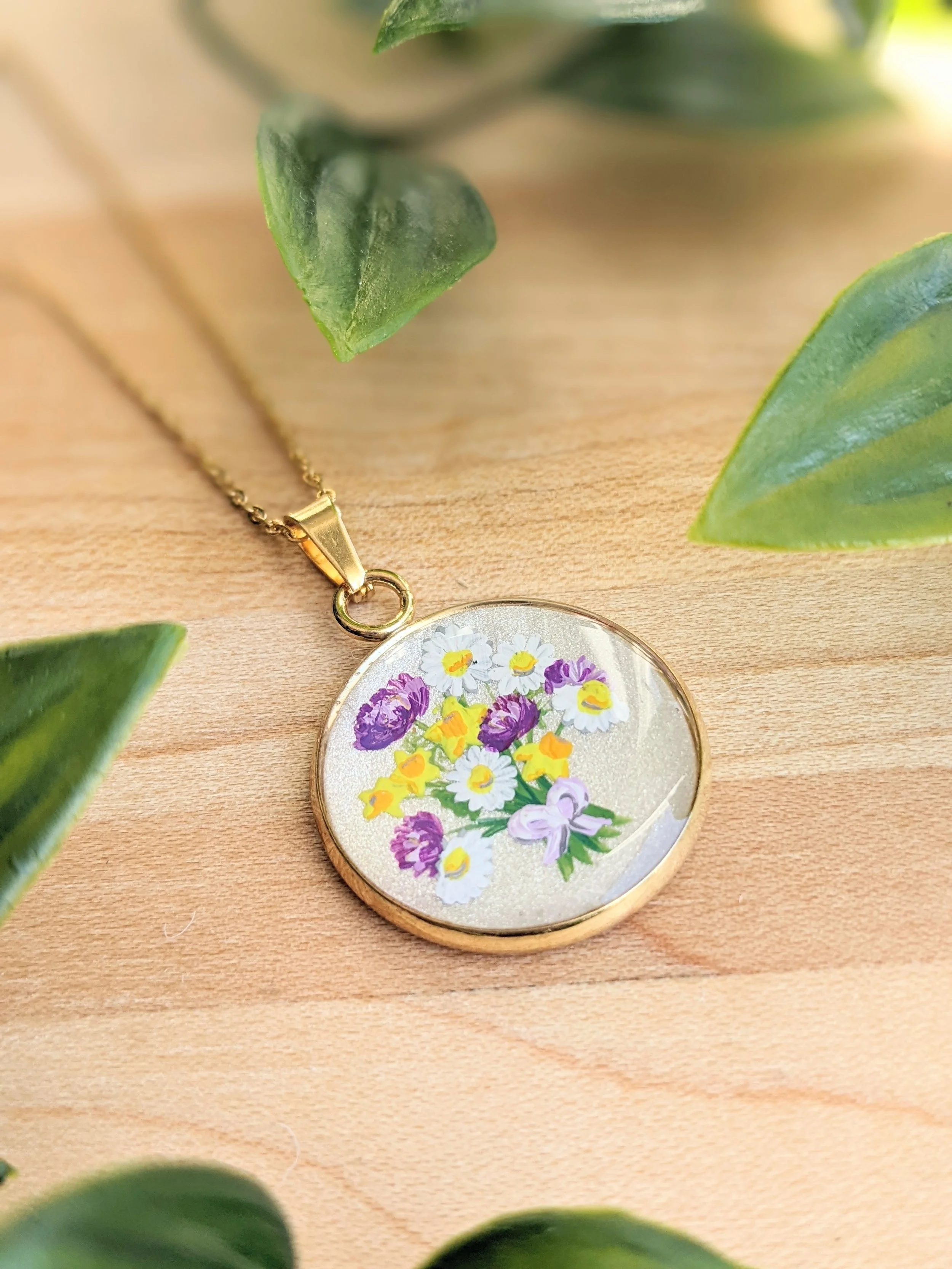Custom hand-painted birth flower bouquet necklace (2022)