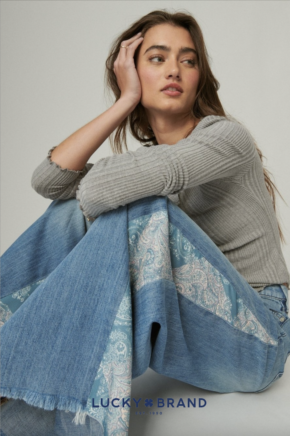 ADV lucky brand 2 logod .png