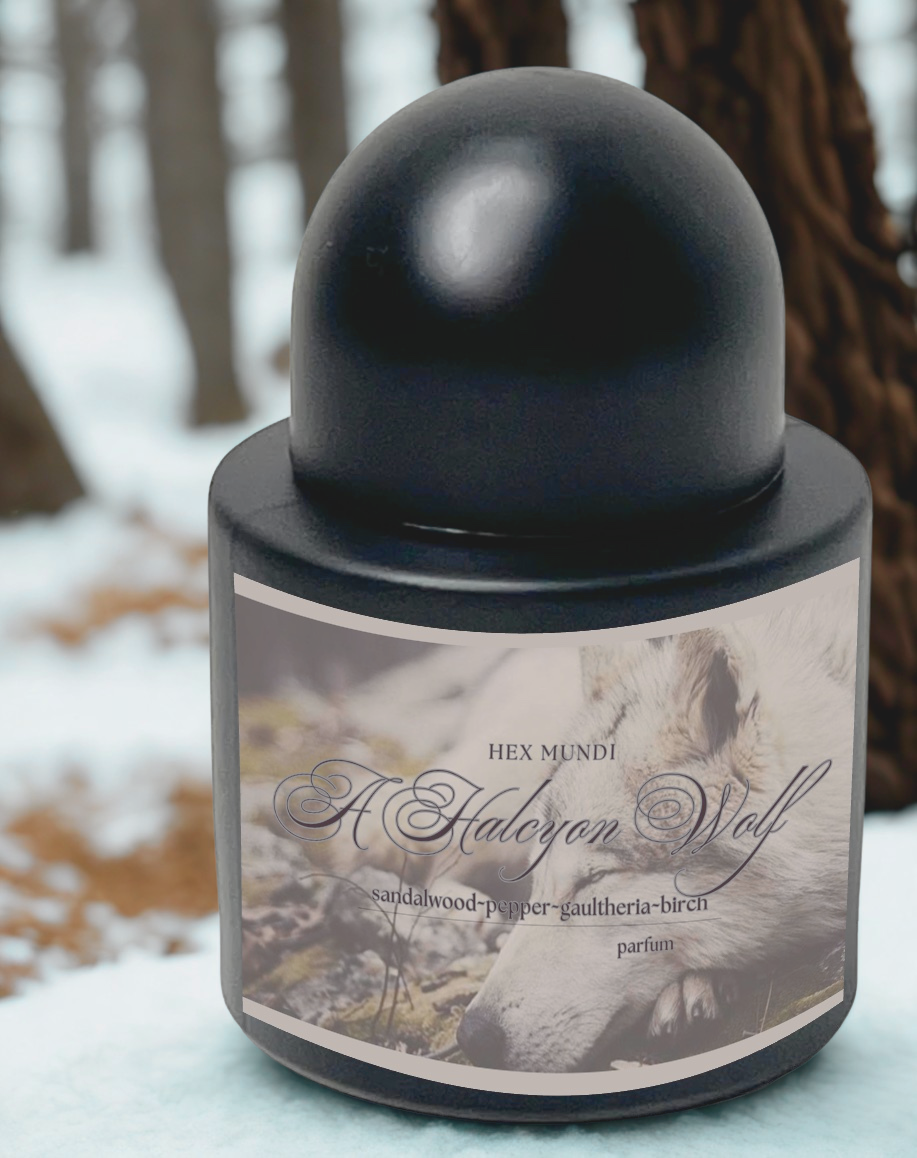 A Halcyon Wolf Parfum