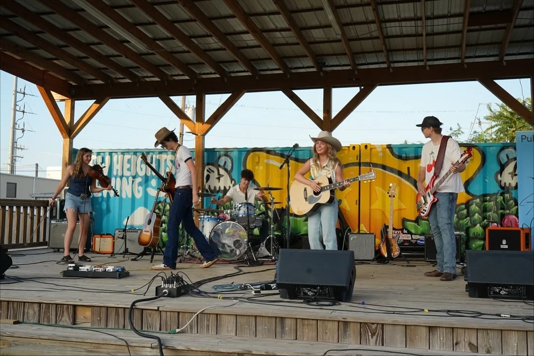 GRAND OLE AFTER-LIFE⚡️☠️LIVE FROM @ajsgoodtimebar 6:15-9:45 TMR 
Me as @lorettalynnofficial 
@machinnenkamp_violin as @junecartercash 
@carlo_welsh as @sr.hankwilliams 
@connor_mcilvaine as @johnnycash 
And special (livin) appearance by @wesleyphipps