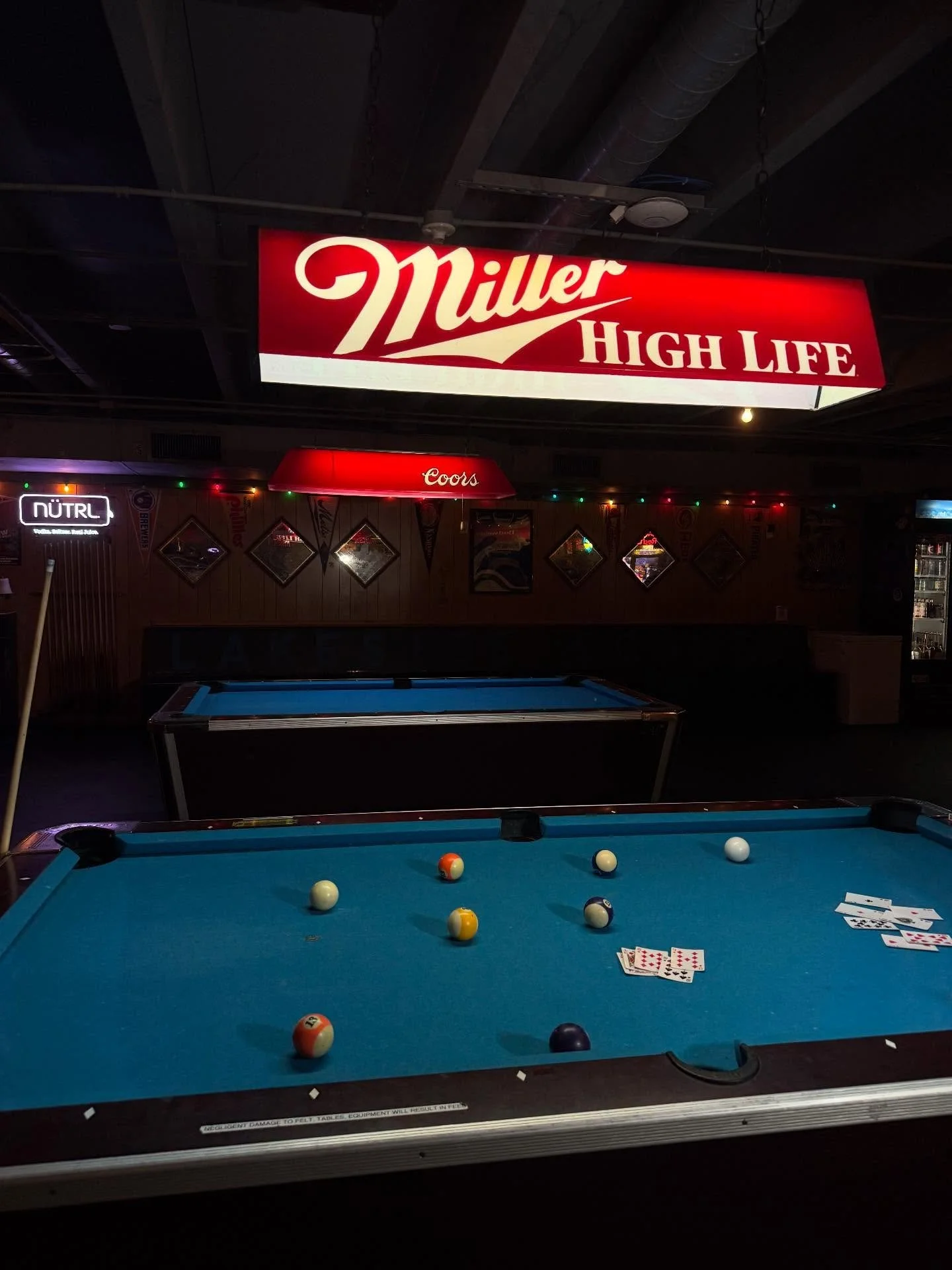 Classic country is BACK babyyyyy⚡️Come see me !!
Saturday the 17th: @ajsgoodtimebar roof 12-4pm
Thursday the 22nd: @theunderdognashville doors at 6:45pm
Friday the 23rd: @loveandexilebar at 9pm
Saturday the 24th: AJ&rsquo;s!! 12-4pm 
More coming soon