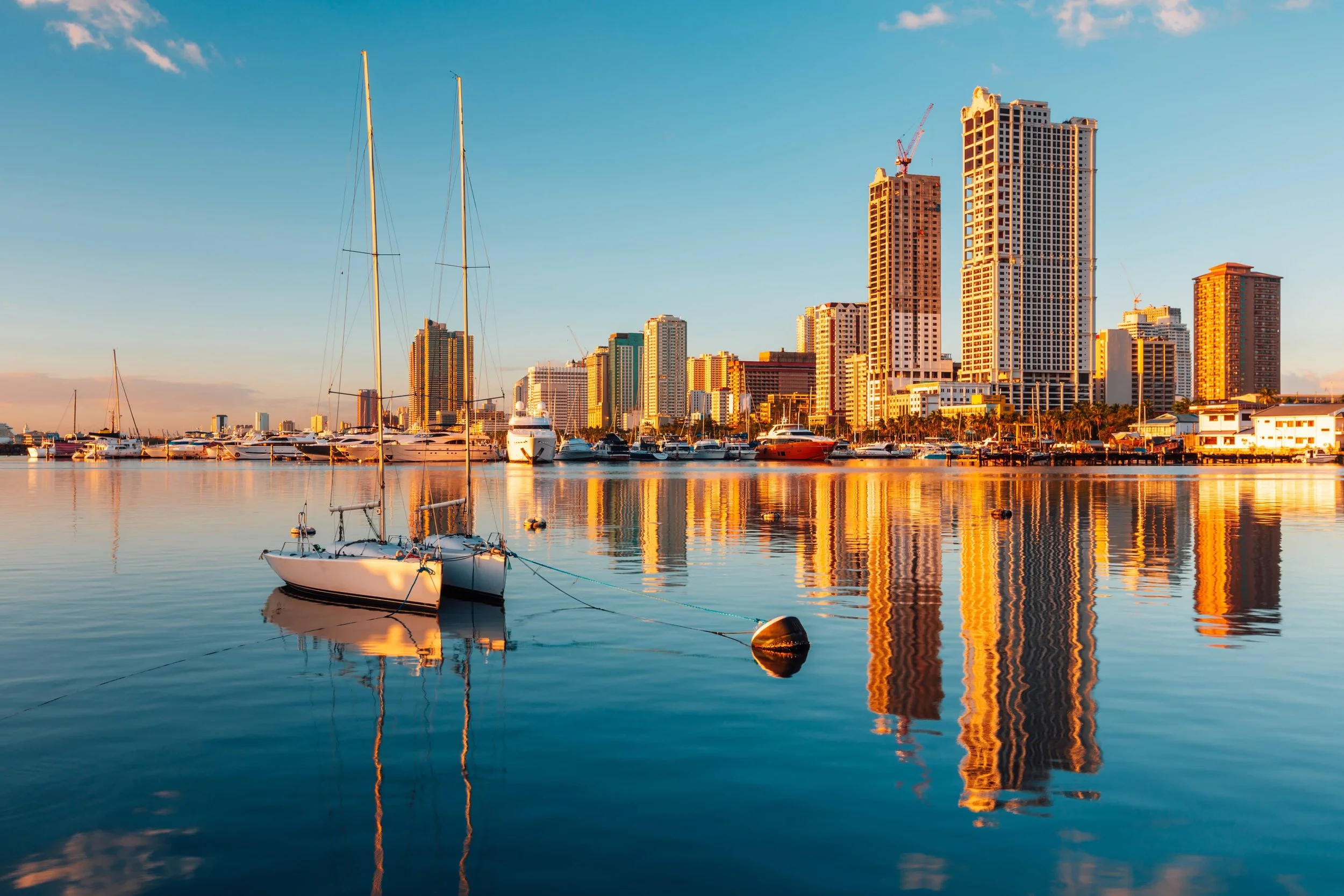 Manila to Boracay: From Urban Energy to Tropical Paradise