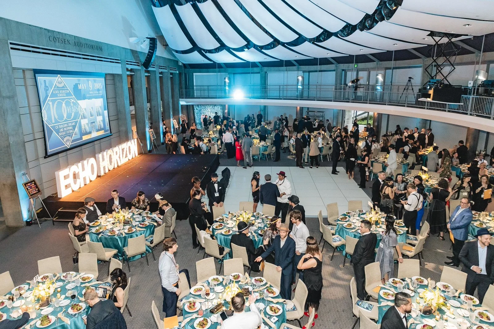 Echo Horizon gala as guests arrive. 