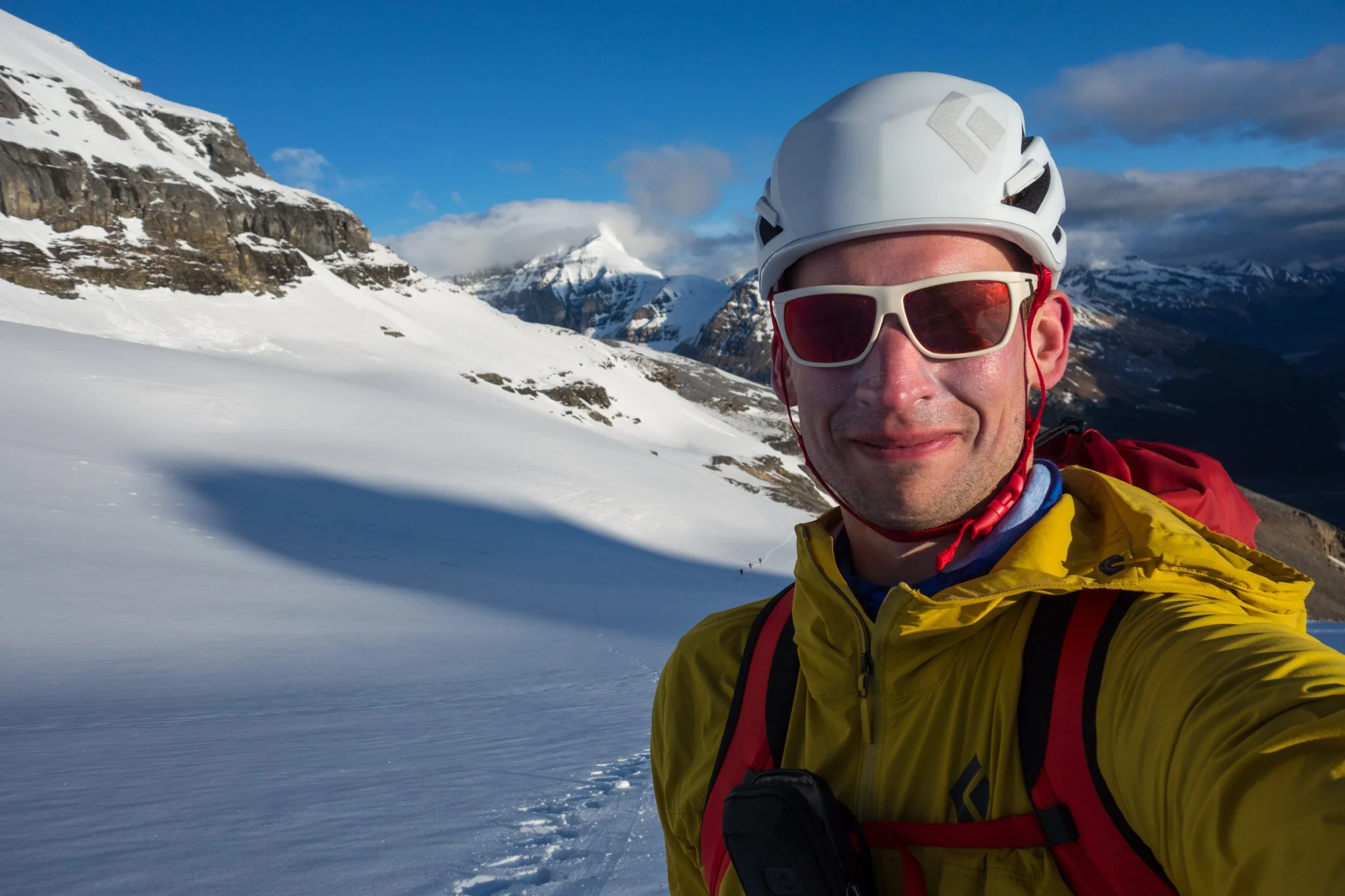 personal trainer enjoying mountains and skiing