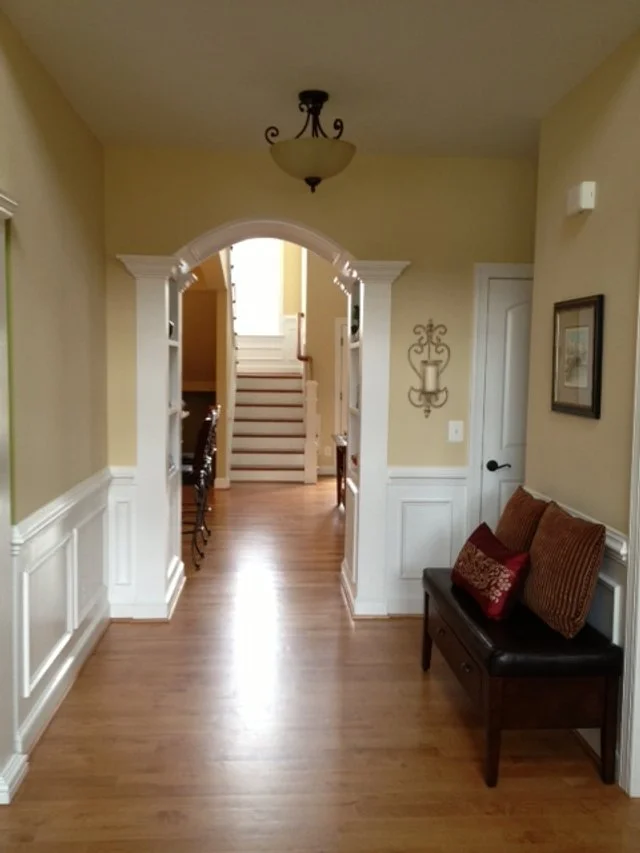 Photo - Foyer.JPG