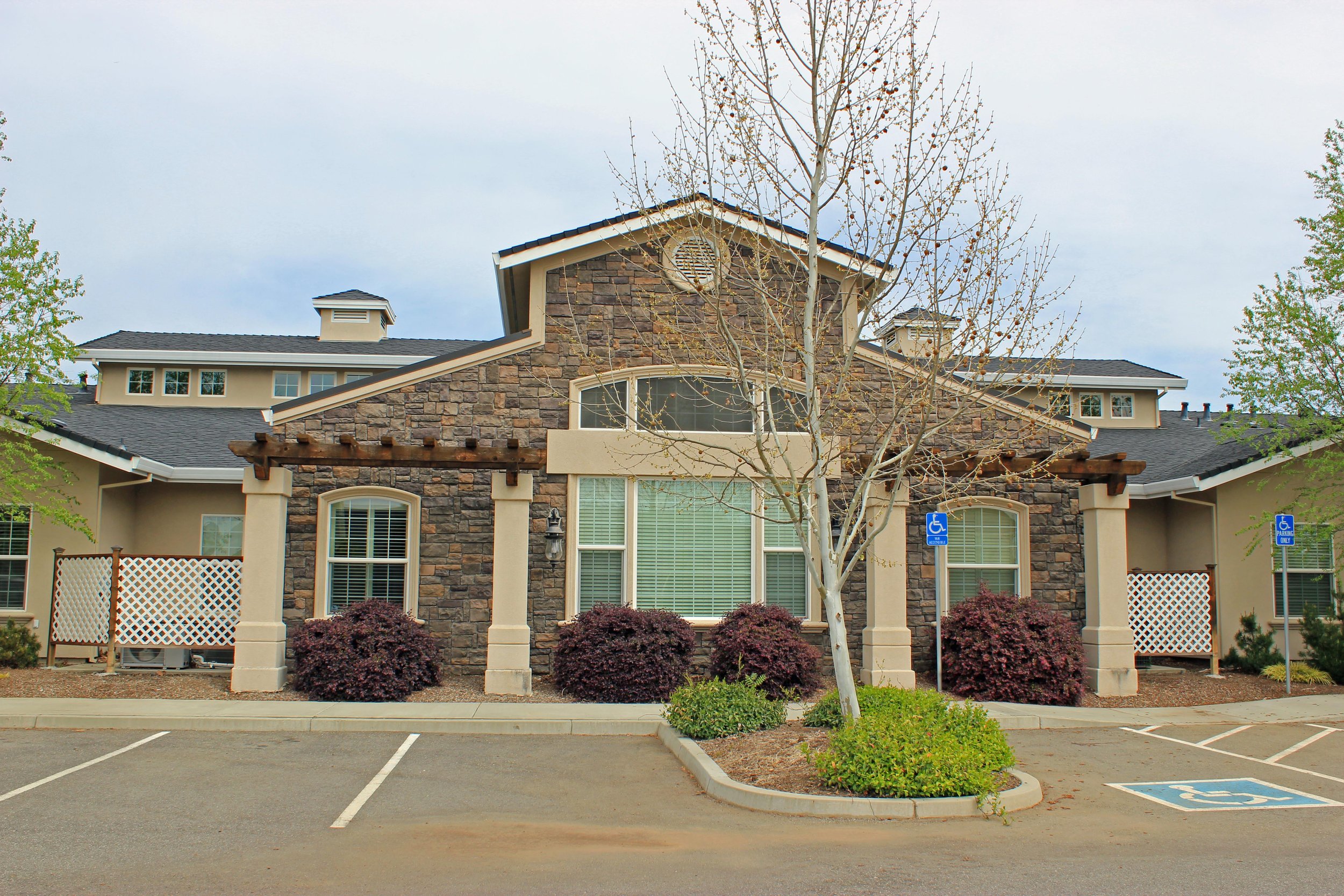 LandmarkBldg2.jpg