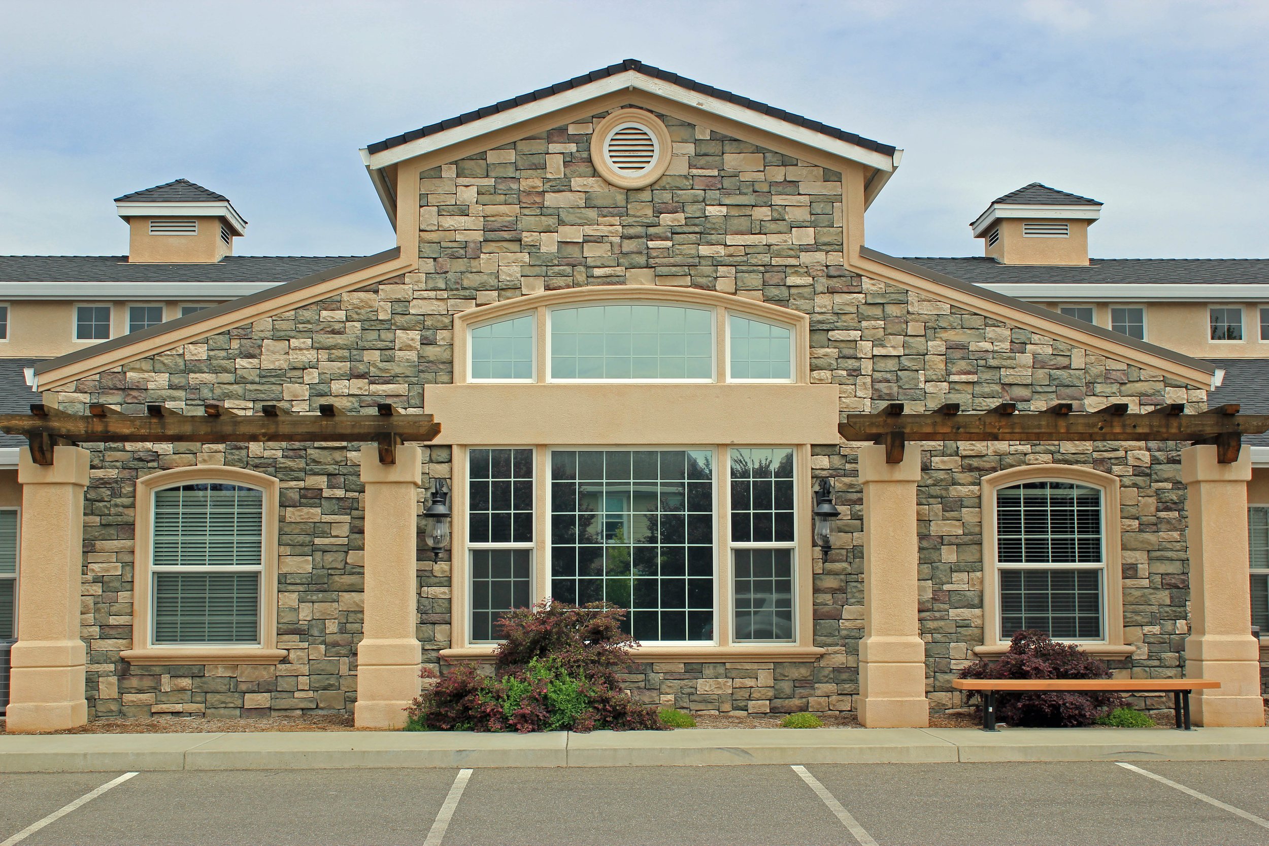 LandmarkBldg1.jpg