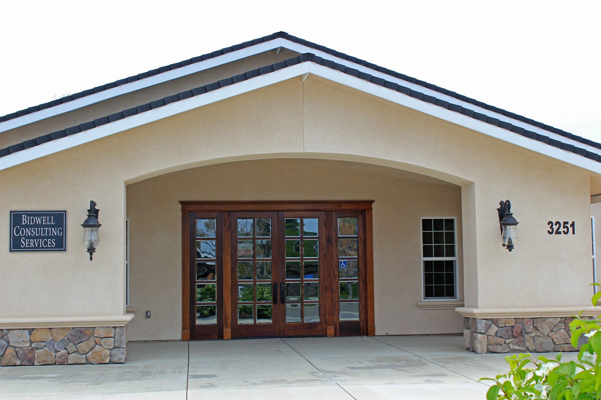 LandmarkBldg3.jpg