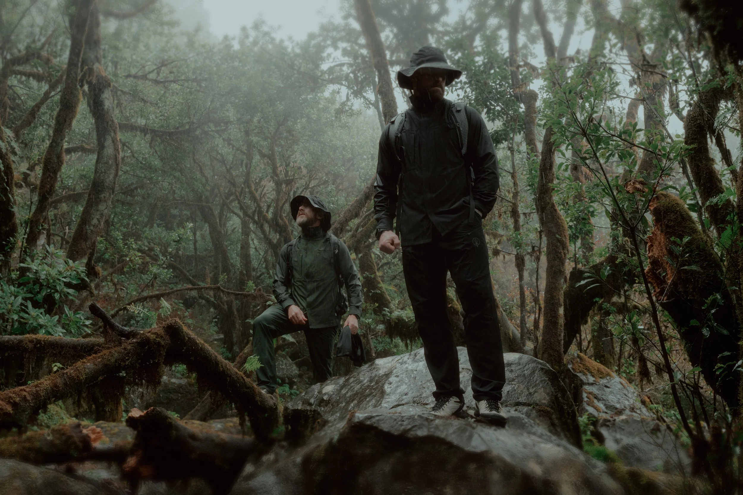 Madeira_Oryon_Shirt_Trousers (33).jpeg