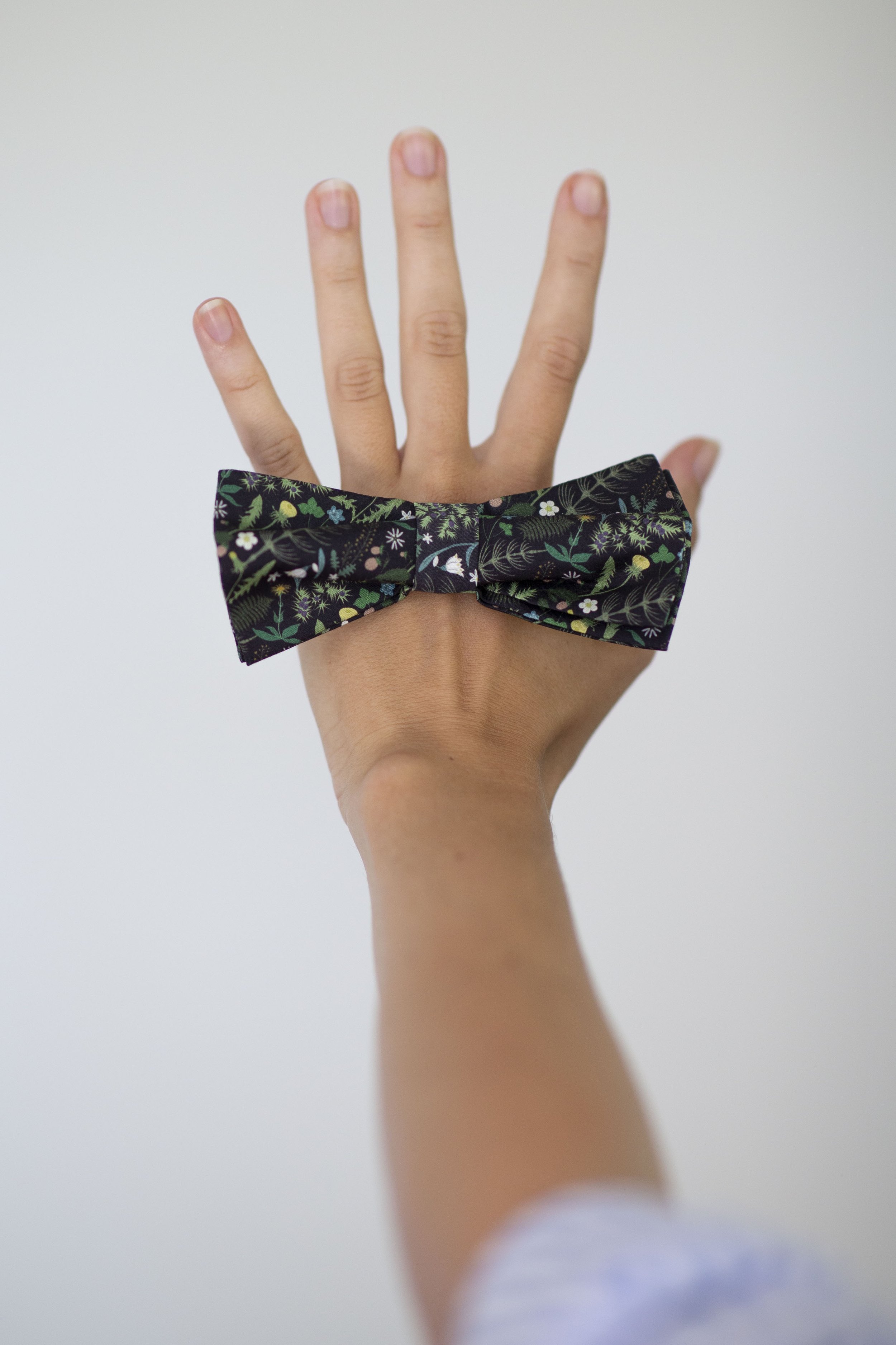Wedding Ties_New Zealand_Zoozies_Bow Tie_Forest_Kiwi Design and Pattern_1.jpg
