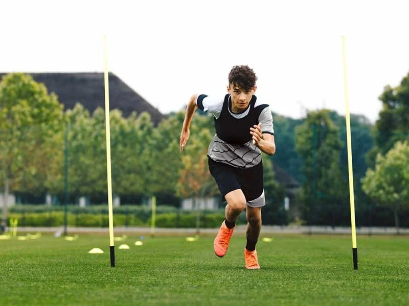 Football Season Recovery: How HBOT May Support Athletes, Brain Health, and Faster Healing