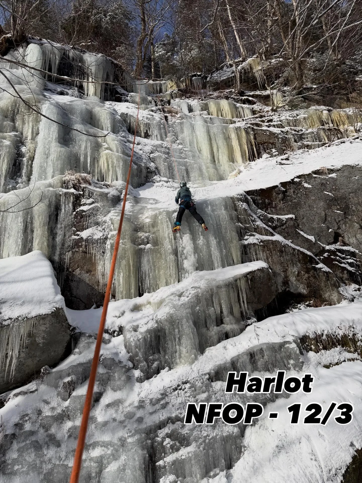 The stoke was high at the North Face of Pitchoff with @darnisock! Got a few laps in on Harlot before heading over to Tendonitis for the good stuff. Dialed in some multipitch skills on the way up, which made for an excellent afternoon before heading t