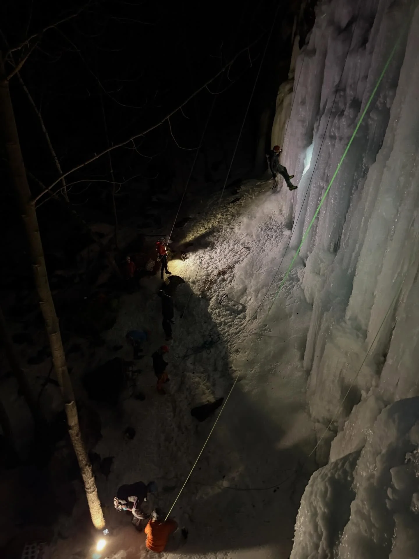 Some shots from @adkclimb.club at Pitchoff Quarry last night. This little community is the best and brings out so much stoke! Groups made the treks from Plattsburgh and Burlington VT 🤯 and we were out sending till 11pm. 🤞 We&rsquo;ll be closer to h