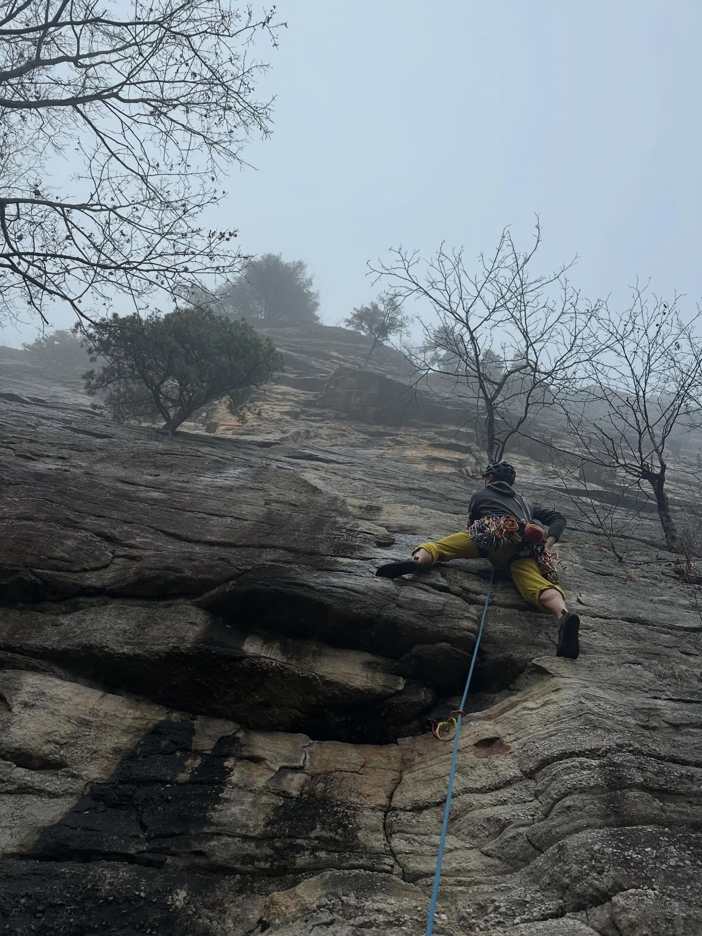 Great weekend with the pals. Twas soggy but good sends anyway. Gonna be a solid rock season. 👍