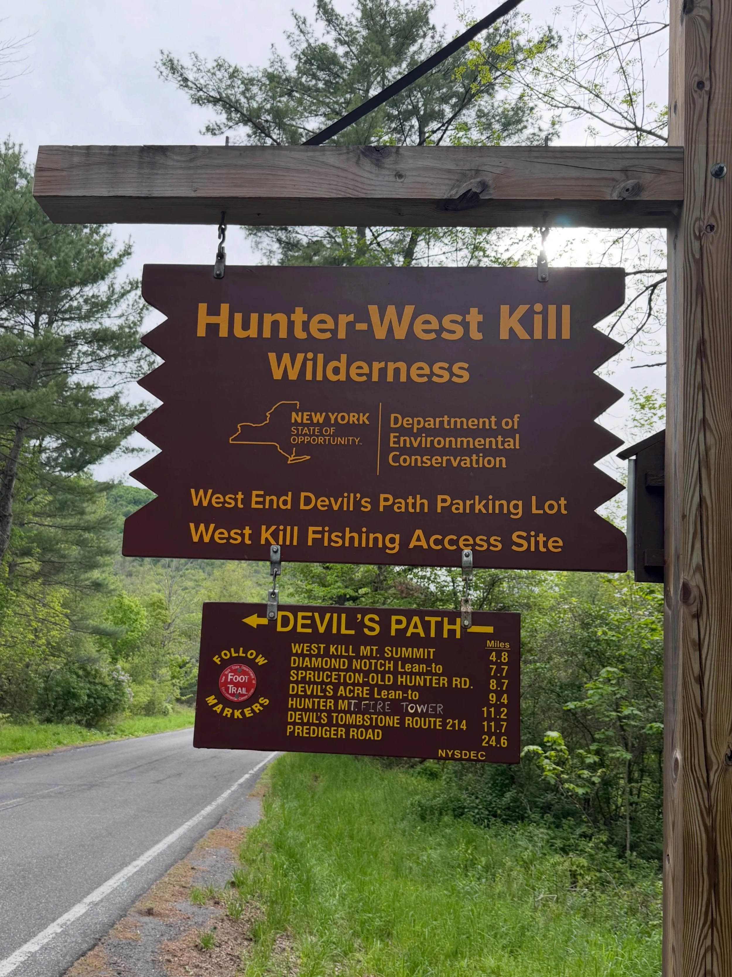✅ Our second trail of the Northeast Ultra 8: The Devil&rsquo;s Path. 28 miles and nearly 10,000 feet of elevation gain made for an intense day. But the dry conditions, good scenery, and great company were all wonderful. It&rsquo;s so cool to see Todd