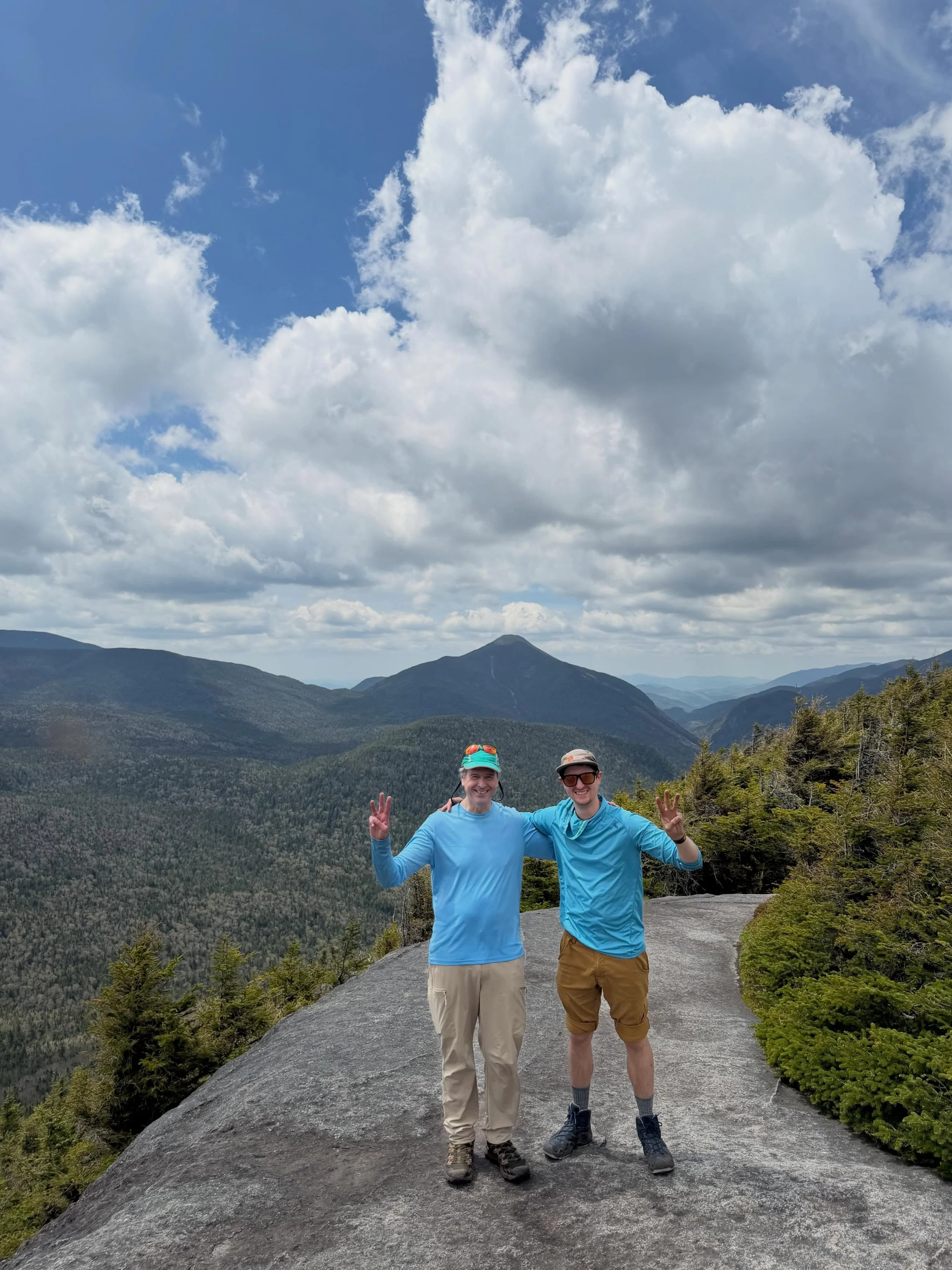 A few shots from a week of excellent hikes with Tom. Even though he&rsquo;s already a 46er, there&rsquo;s something about these mountains that keeps him coming back. Must be those amazing views! 😍
☑️Phelps ☑️Giant ☑️Wright ☑️Algonquin ☑️Pitchoff ☑️I