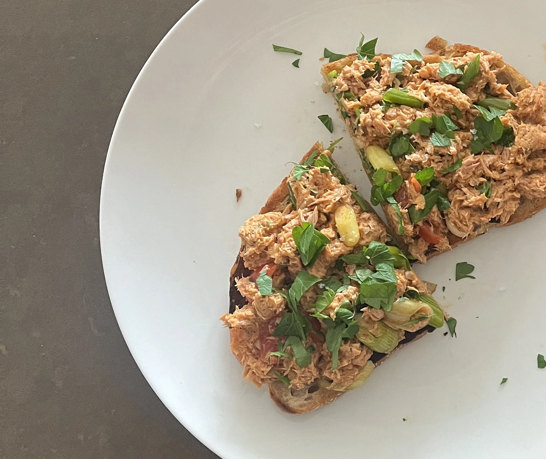 Spicy Tuna Toasts