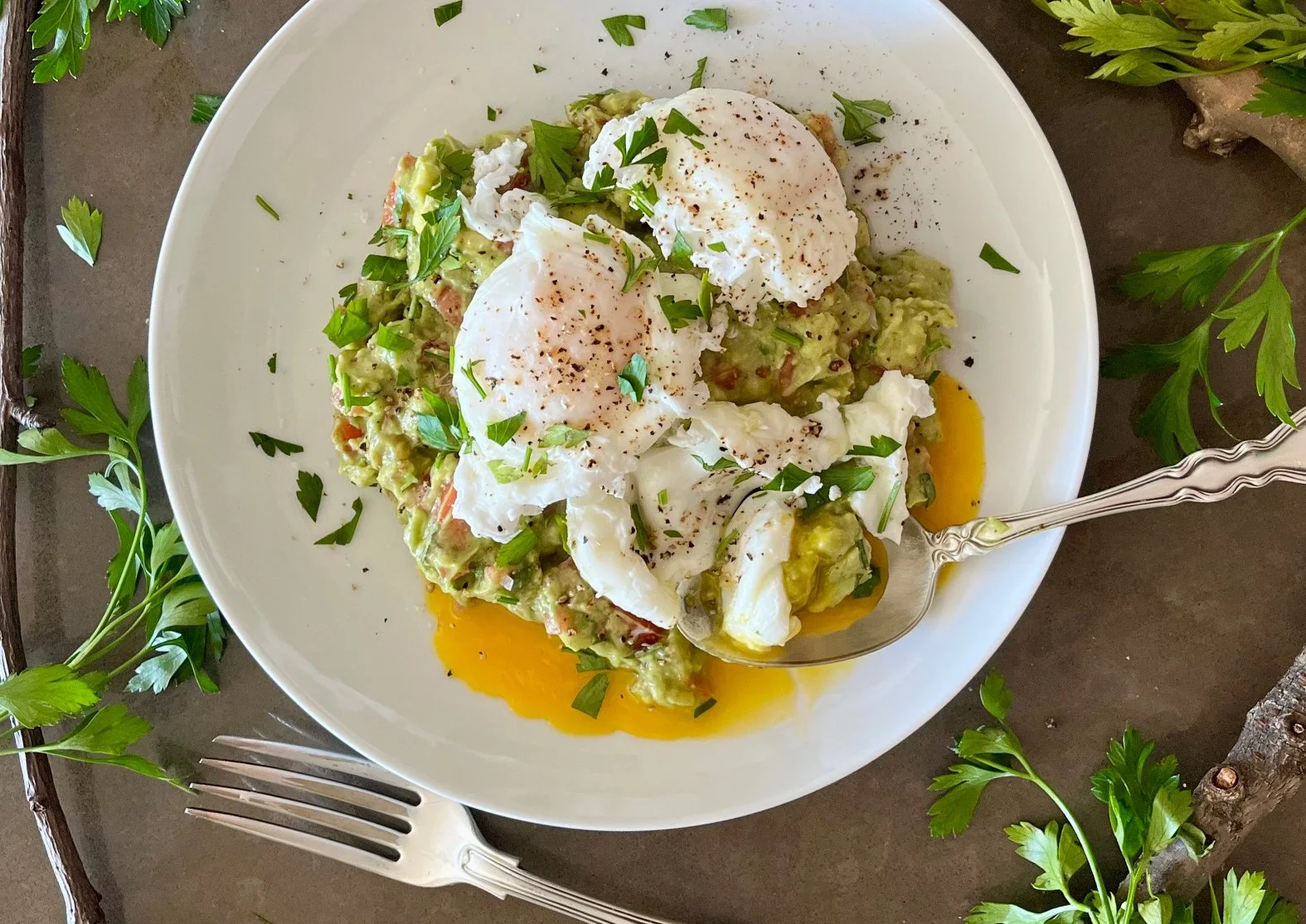 Poached Eggs with Avocado