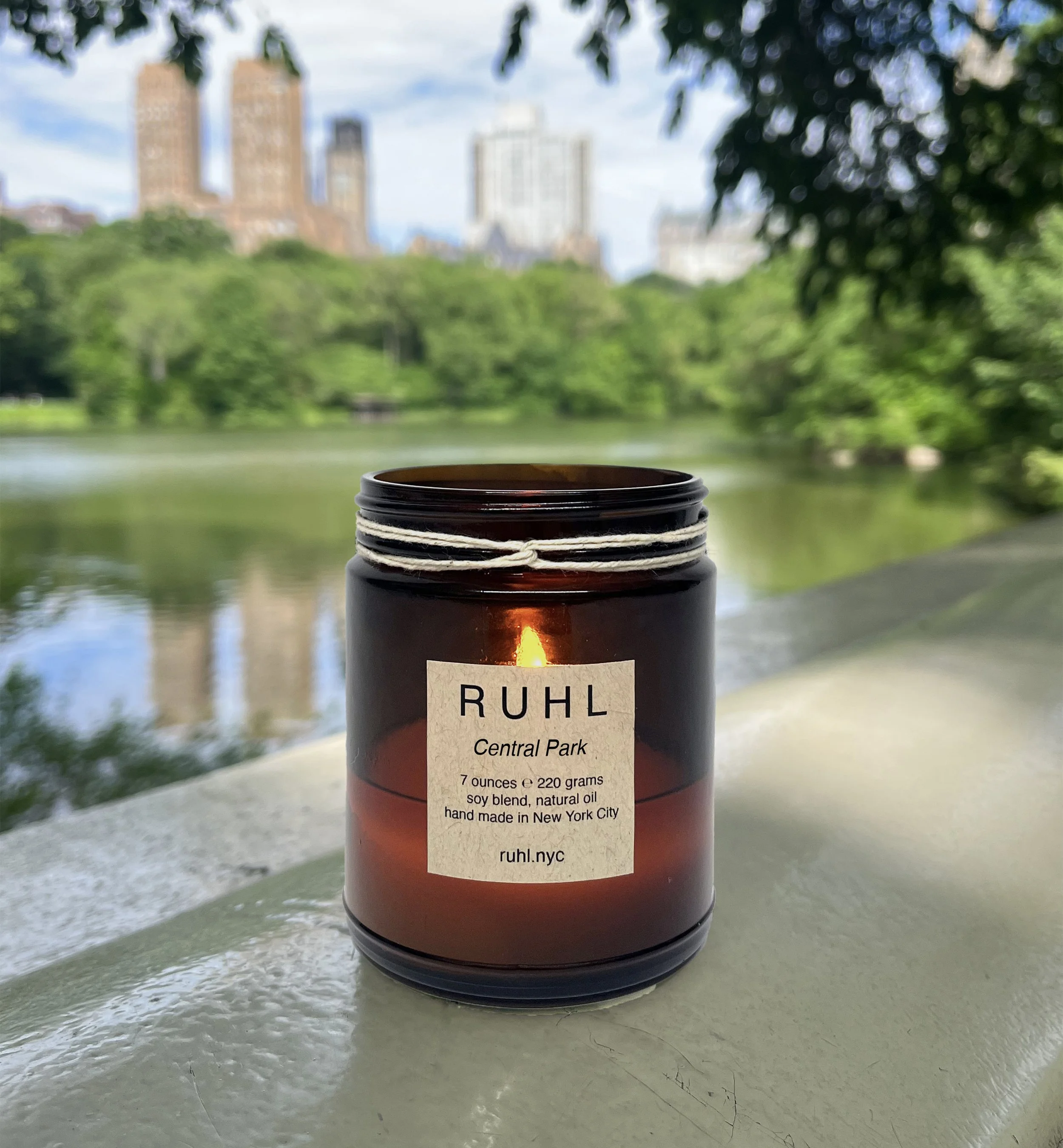 R U H L - Central Park Candle