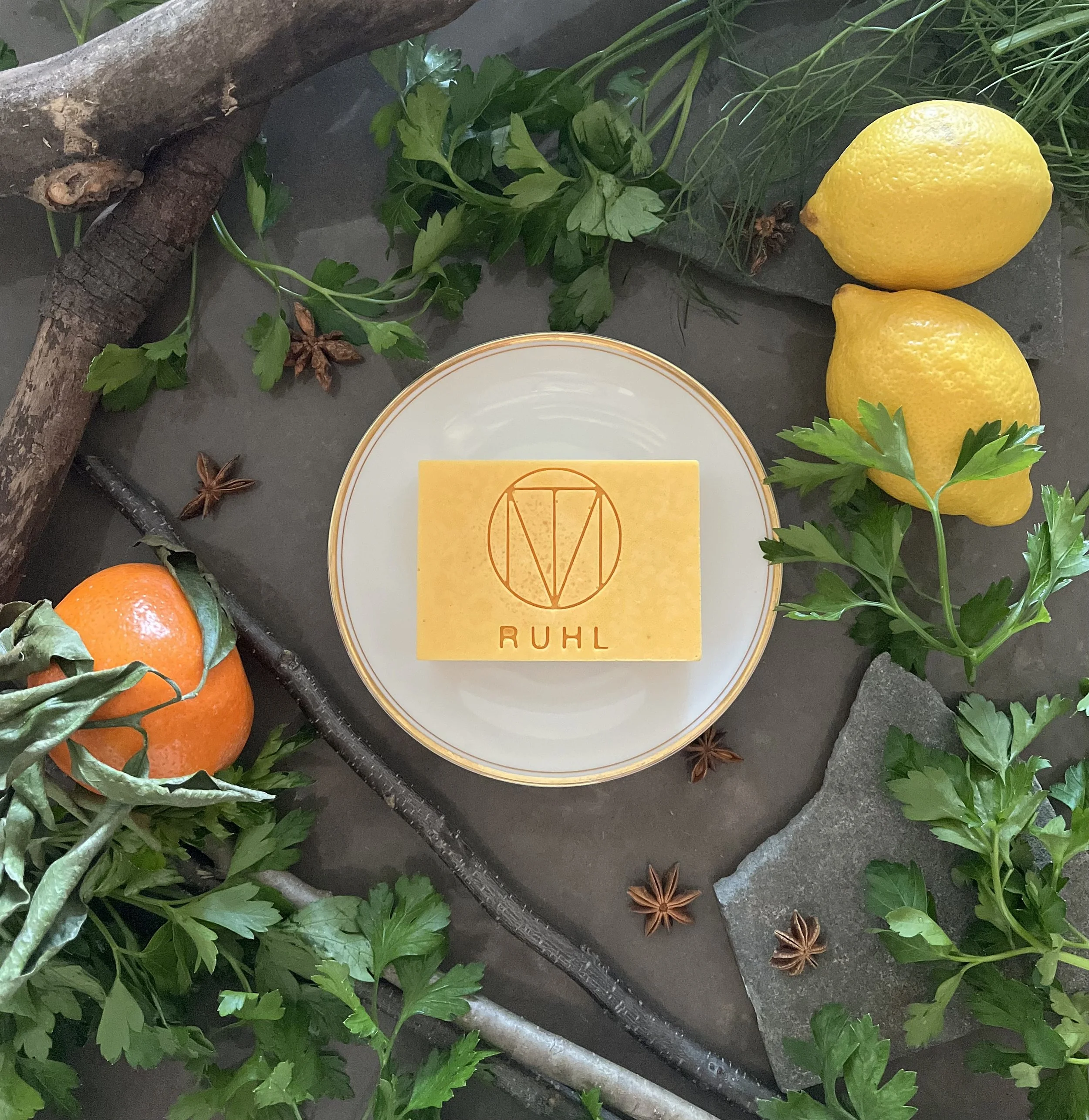 R U H L - Sicilia Soap