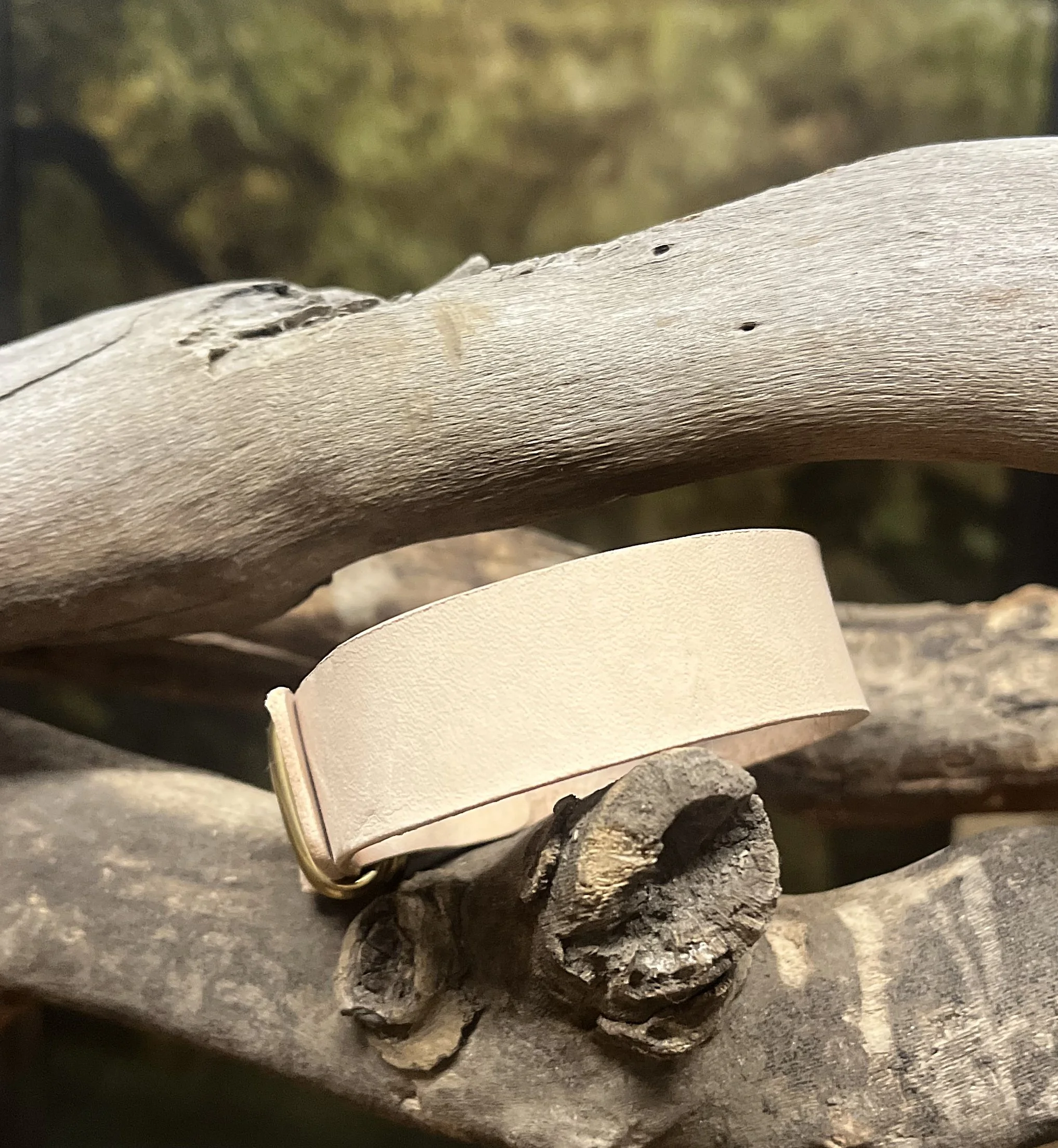 Double D Ring Wrist Strap - Natural v4.jpg