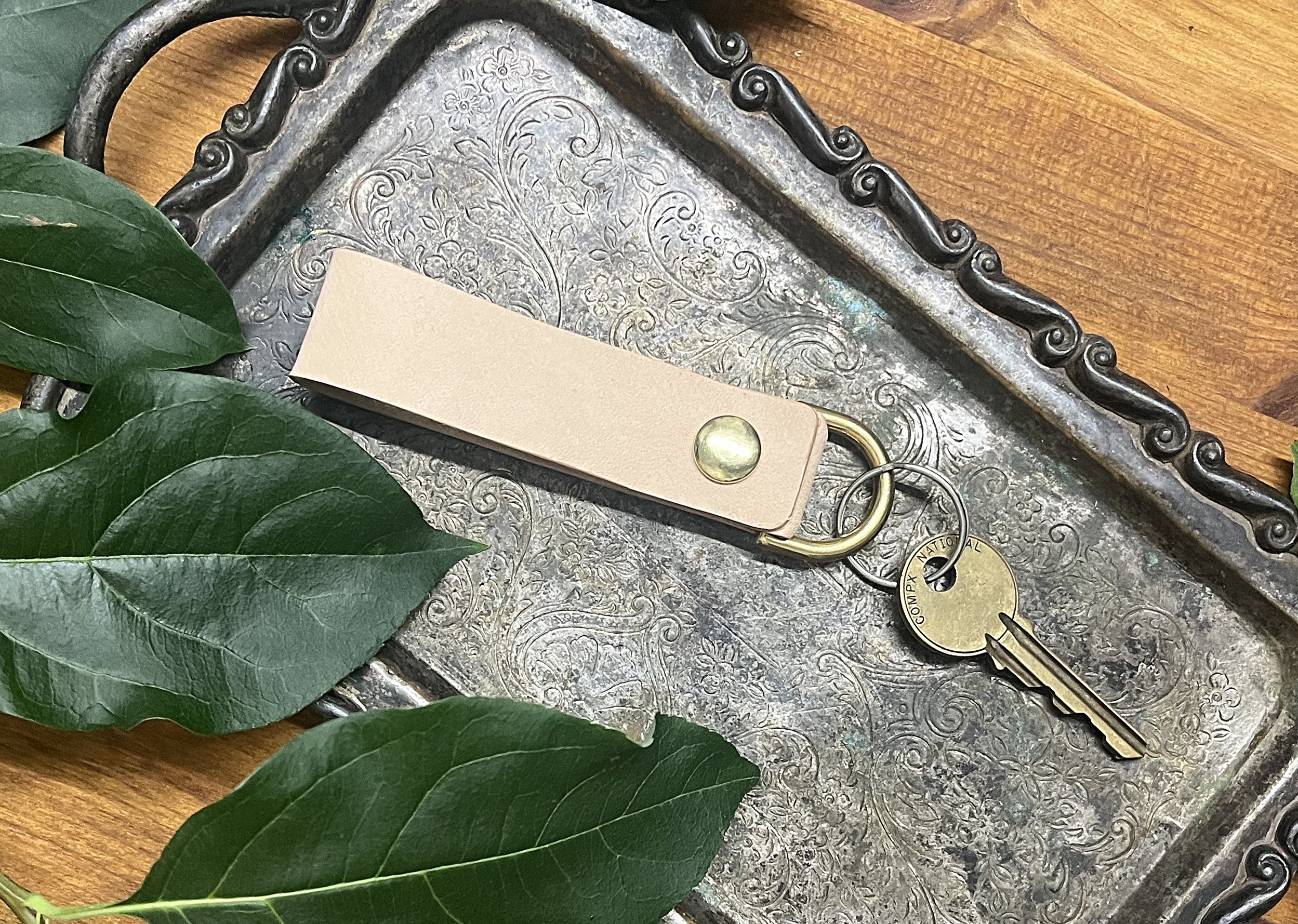 Leather Snap Key Fob - Natural