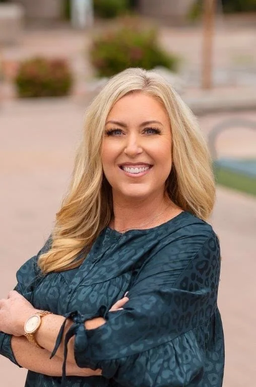 kelly rogers head shot.jpg
