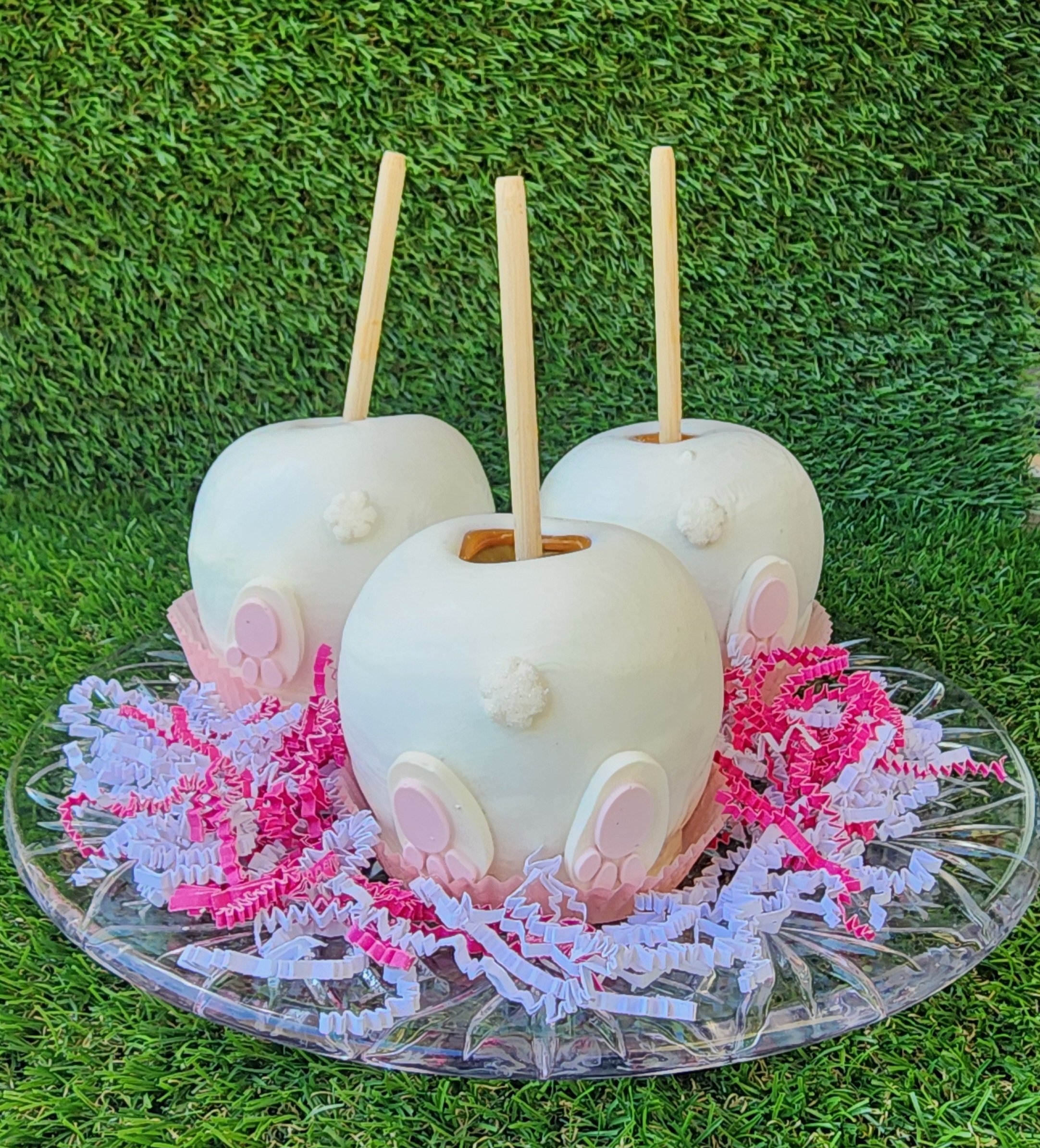 Bunny Butt Caramel Apples
