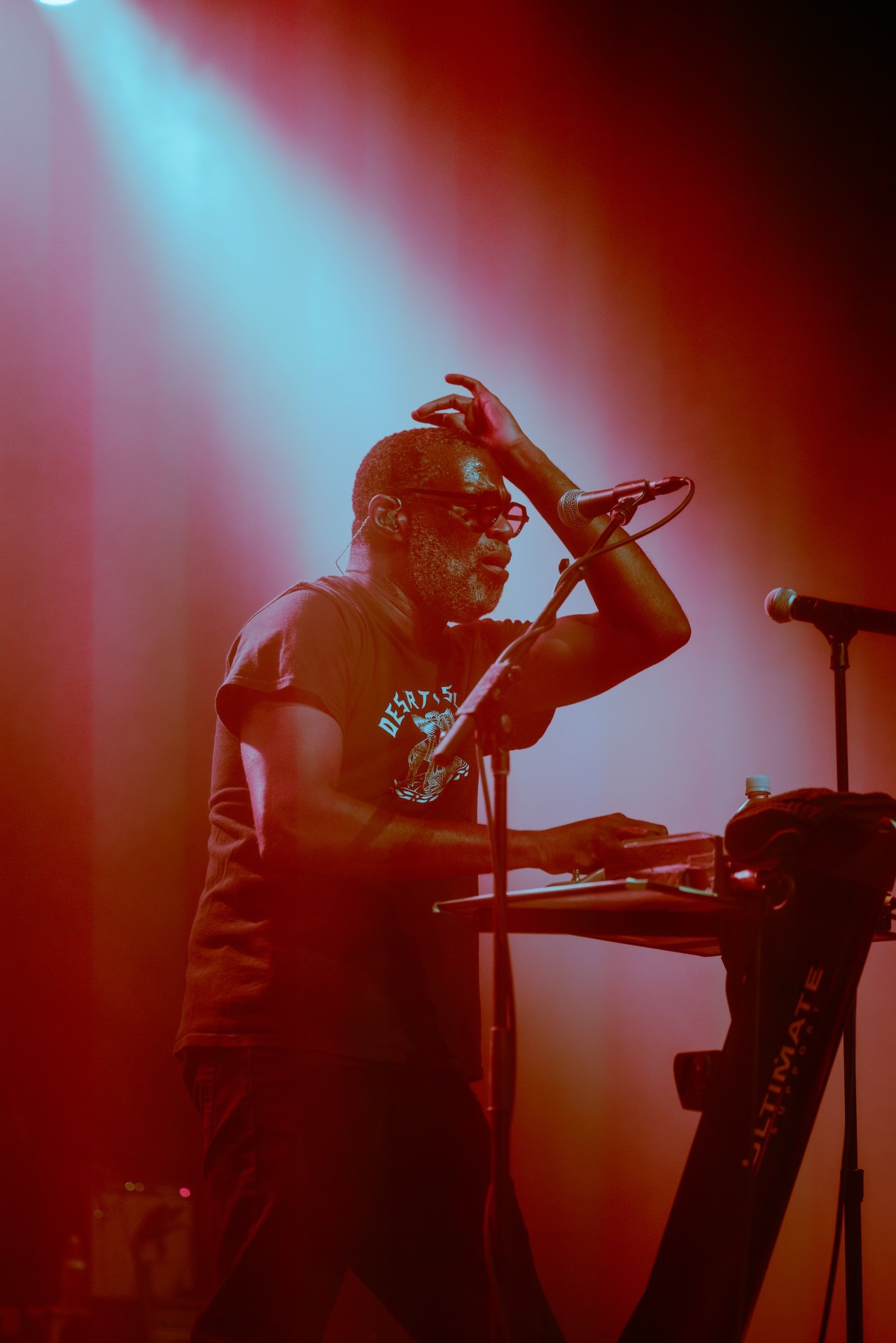 TV ON THE RADIO-2 DEC 25-ENMORE THEATRE-SYDNEY-ADRIANNE ARMIDA-20.jpg