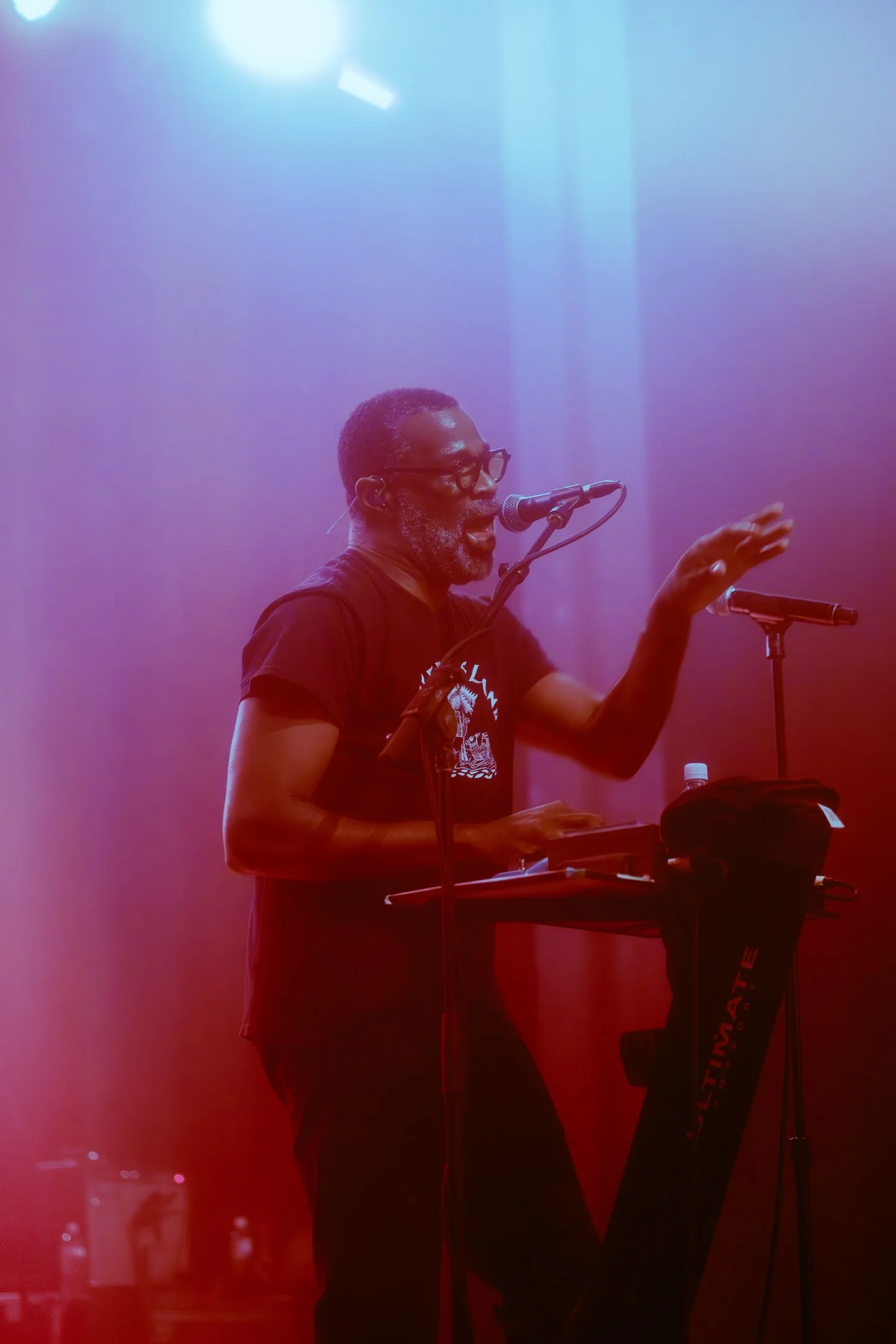 TV ON THE RADIO-2 DEC 25-ENMORE THEATRE-SYDNEY-ADRIANNE ARMIDA-23.jpg