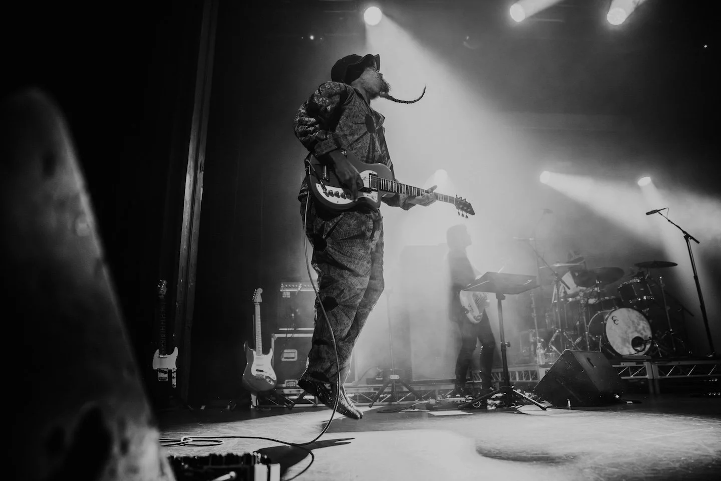 TV ON THE RADIO-2 DEC 25-ENMORE THEATRE-SYDNEY-ADRIANNE ARMIDA-40.jpg