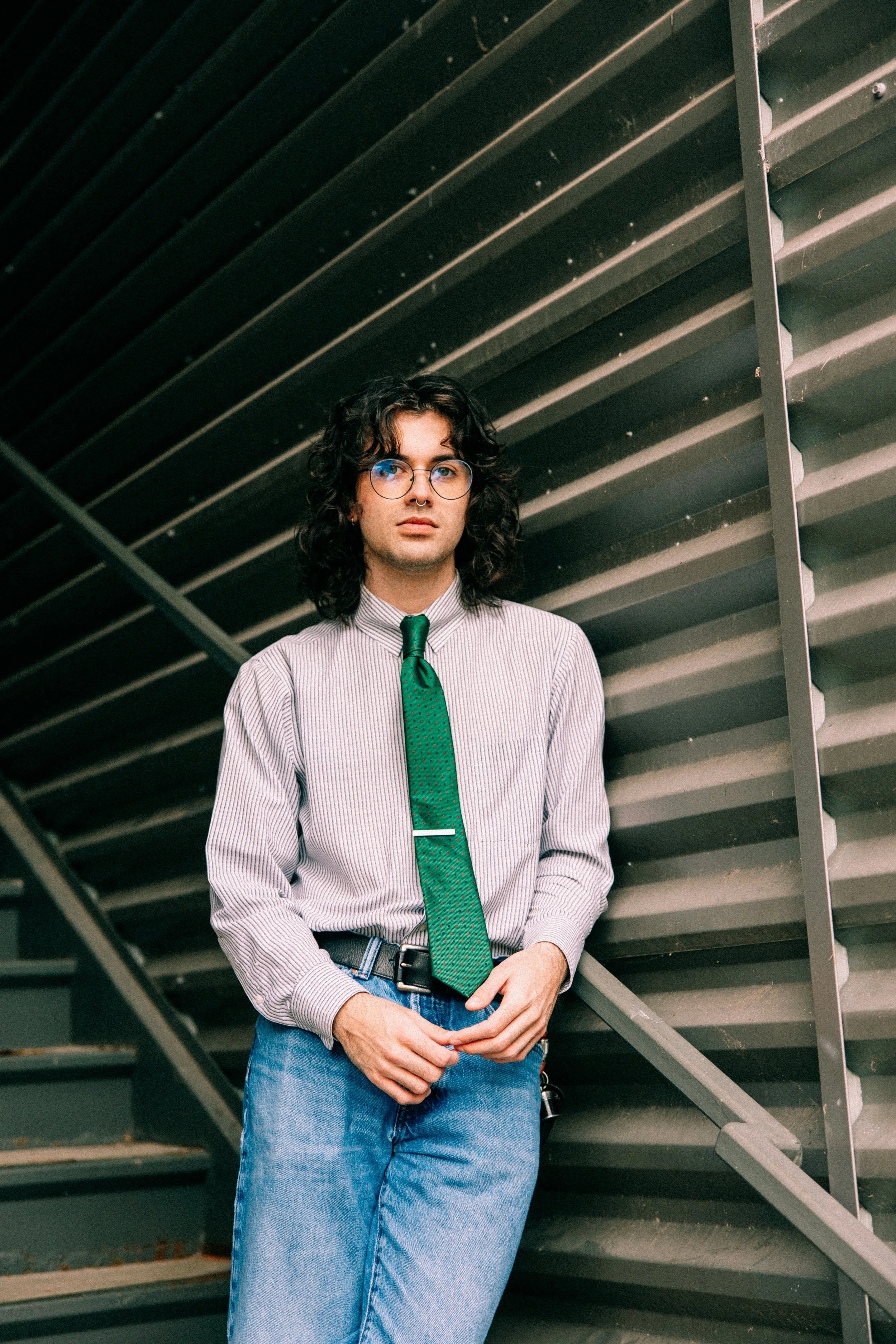 Simon Safran releases ‘Shake that Sight’ — and it’s effortlessly incredible