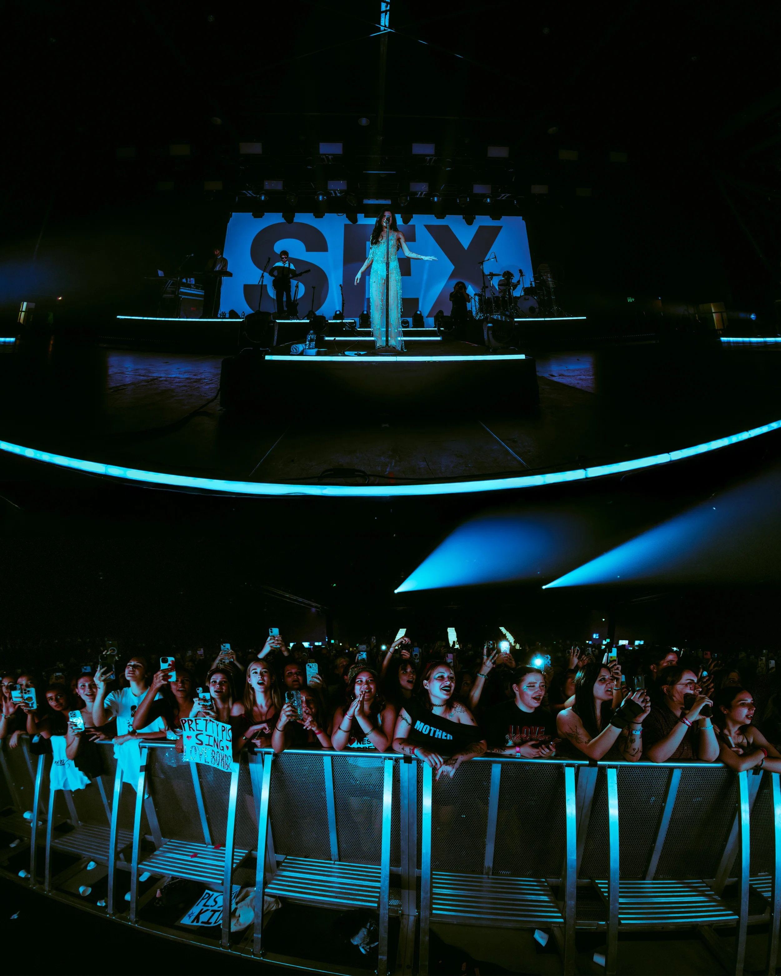 NESSA BARRETT-10 DEC 25-HORDERN PAVILLION-SYDNEY-ADRIANNE ARMIDA-2.1.jpg