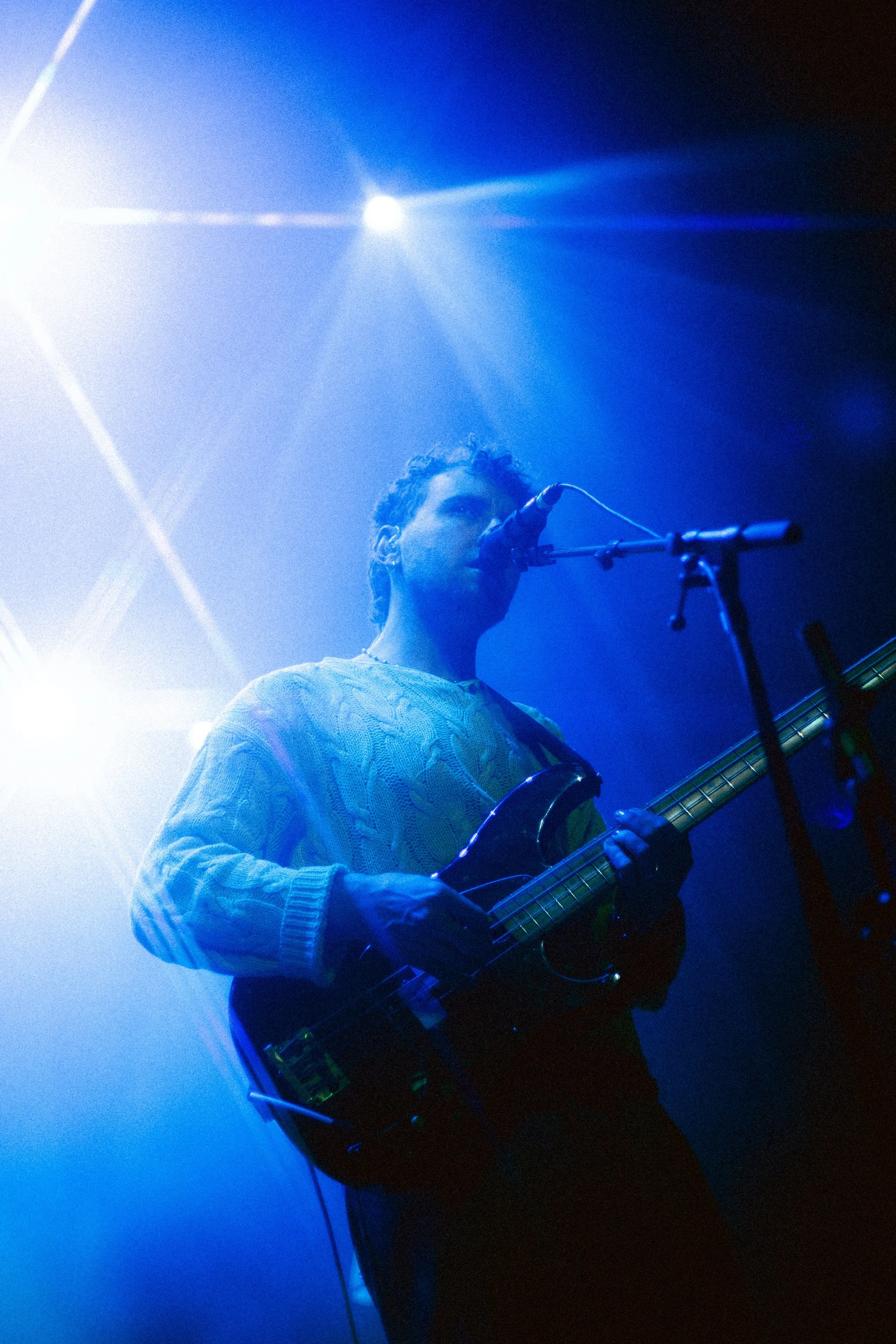 bellapeterson-112325-1171.jpg