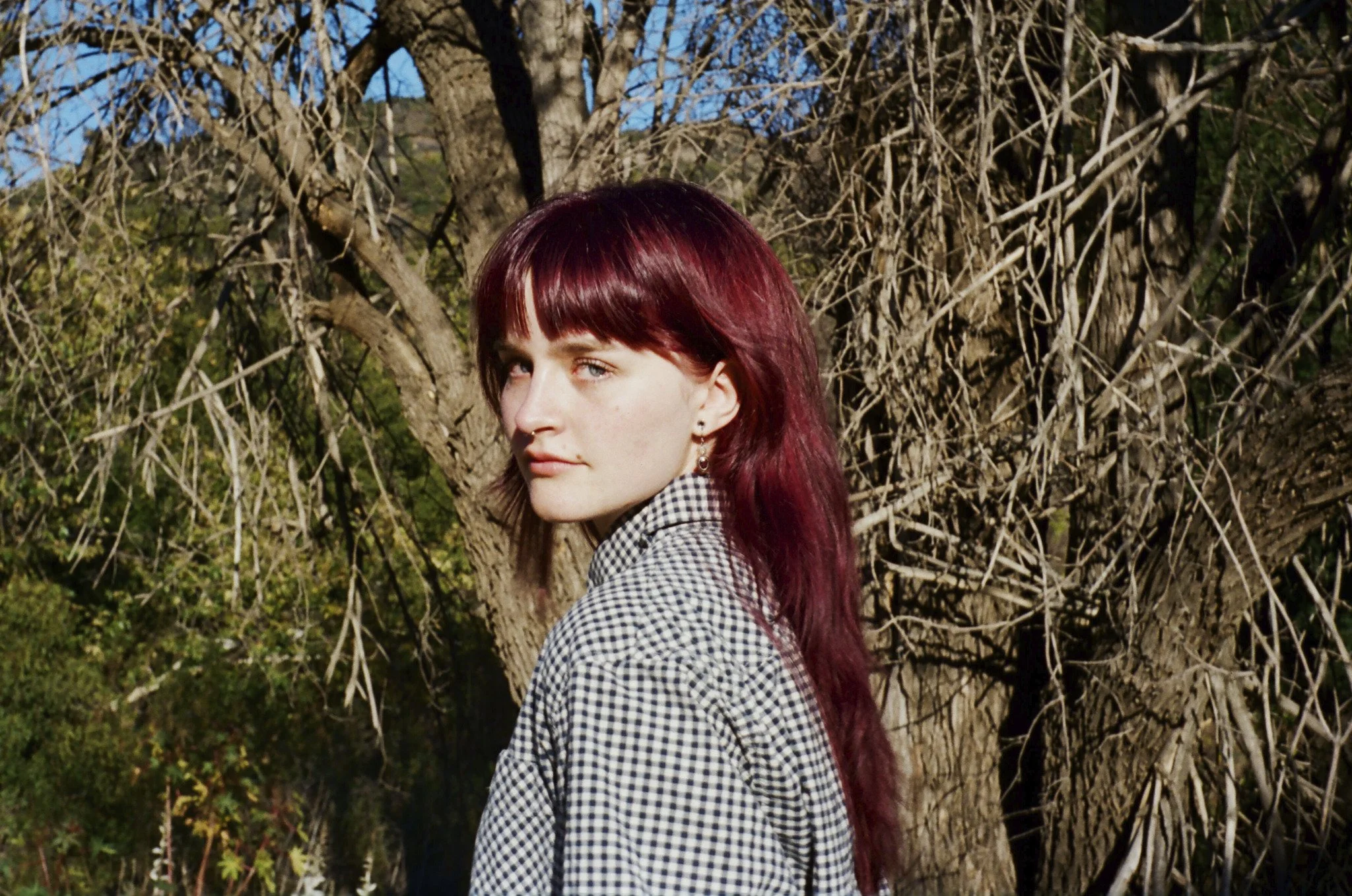 Q&amp;A: dacelynn Reflects on Transition from Adolescence to Adulthood in Debut EP, ‘nine lives’