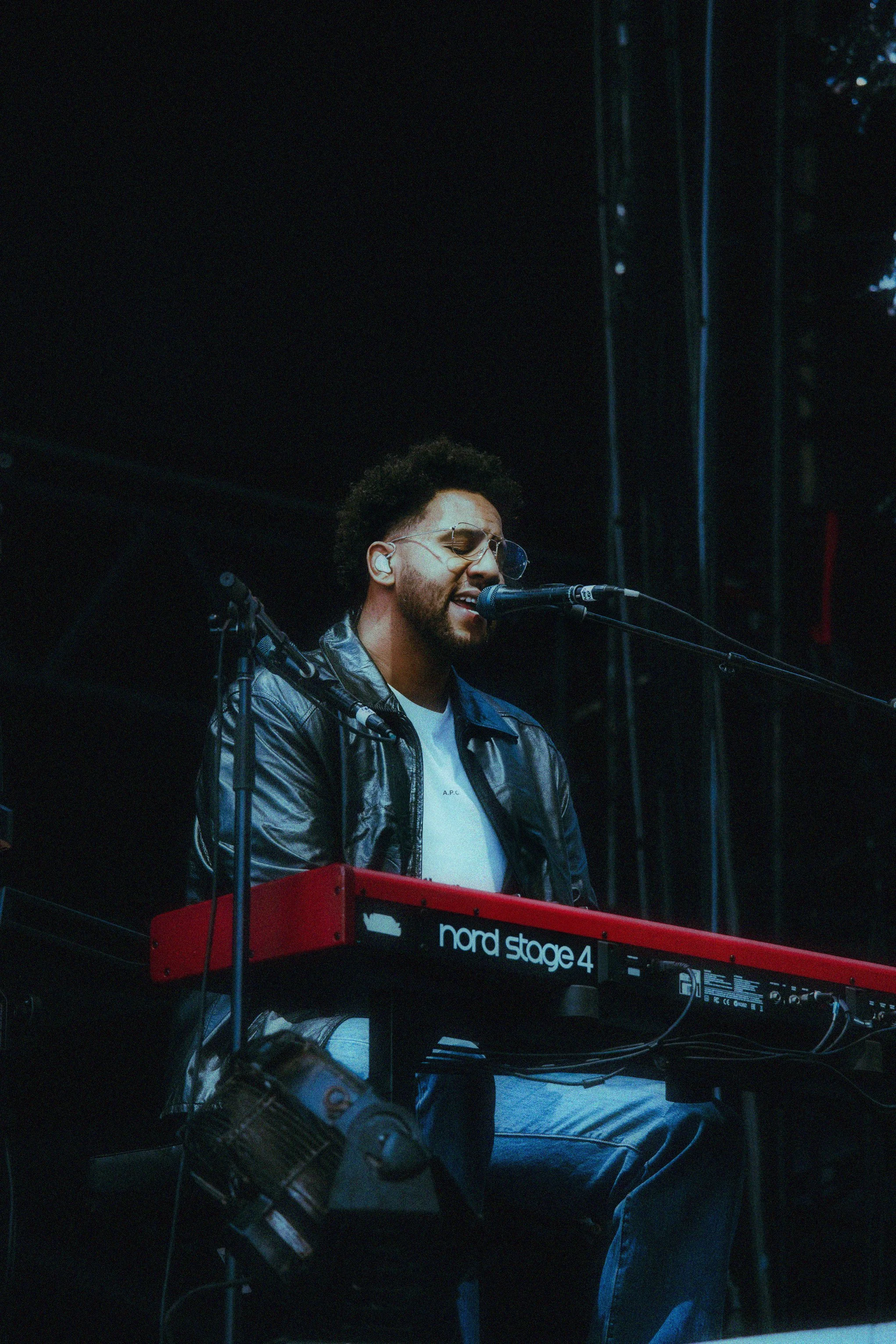 WOLF ALICE-8 FEB 26-LANEWAY FESTIVAL-SYDNEY-ADRIANNE ARMIDA-2620 (1).jpg