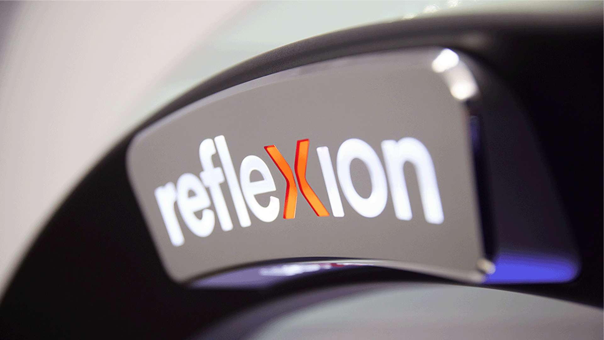 RefleXion+Colored+Beauty+Photos79.png