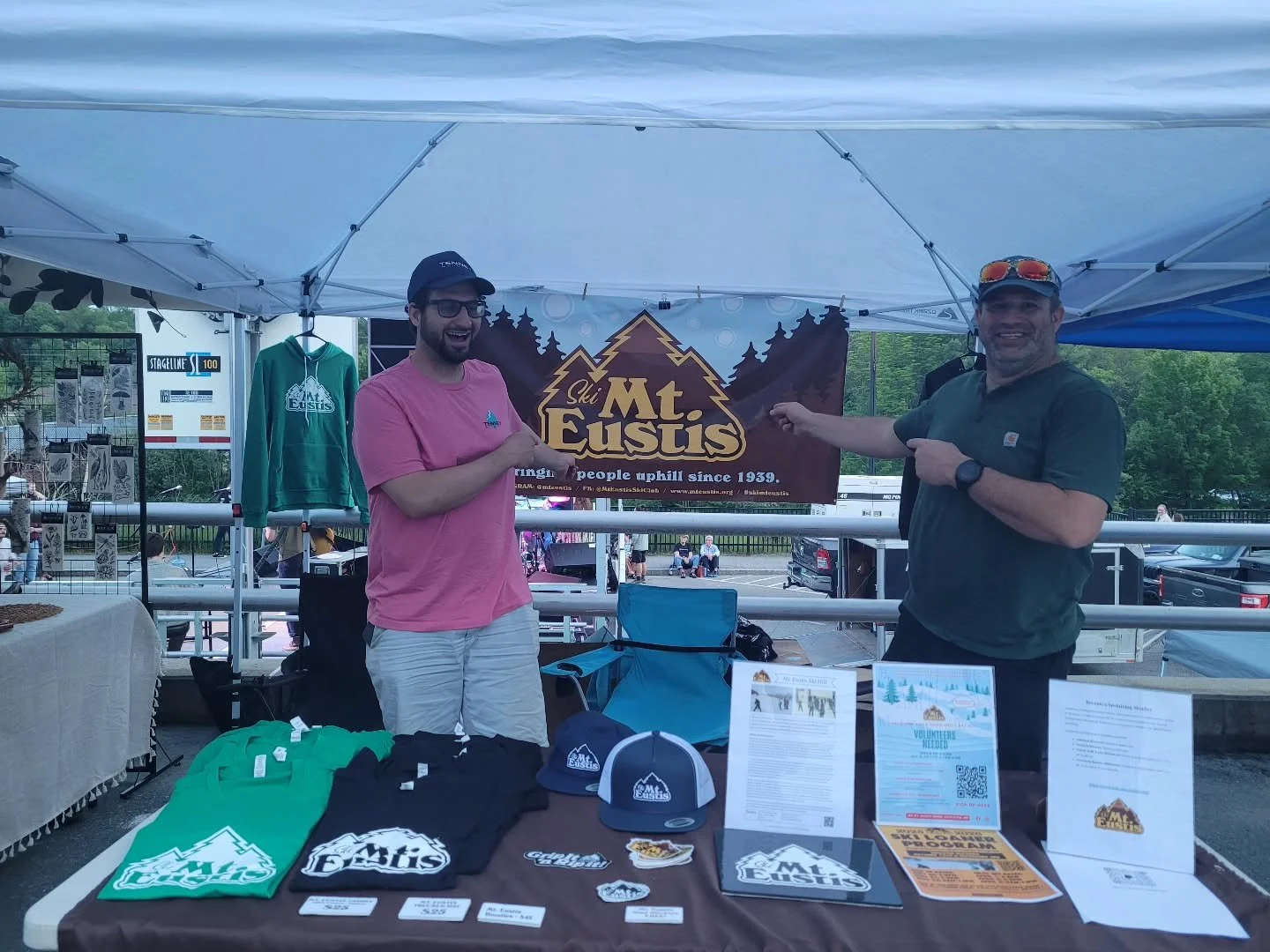 We had a great time at Littleton's First Friday Arts and loved connecting with so many community members throughout the evening. ❤️

Want to help keep Mt. Eustis Ski Hill thriving year-round? We're always looking for volunteers!
📧 volunteer@mteustis