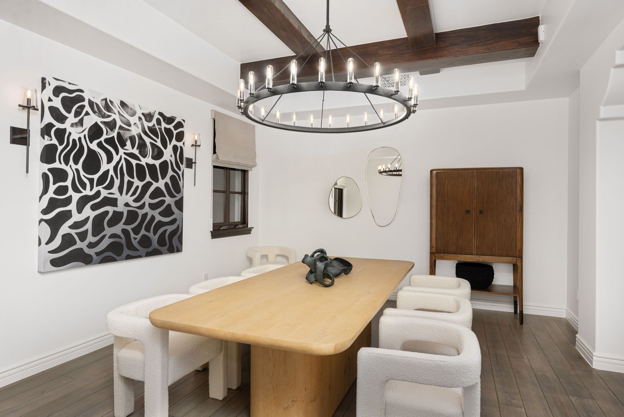6-web-or-mls-351-n-laurel-ave.jpg