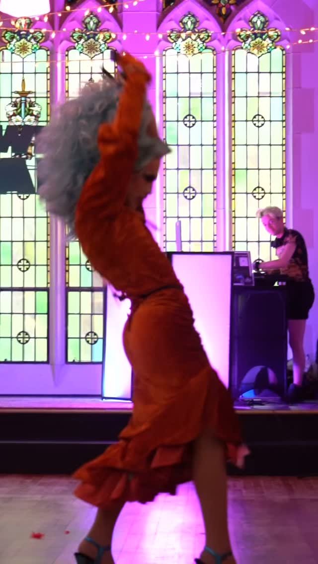 Favorite moments from last year’s @TulleQueer 💖 Beautiful portraits, performances & a few surprises are in store on Friday! We’ll be at TQ & Angel Hour this weekend, so come say hi! ✨
Tulle Queer will be at West Art from 5-9PM