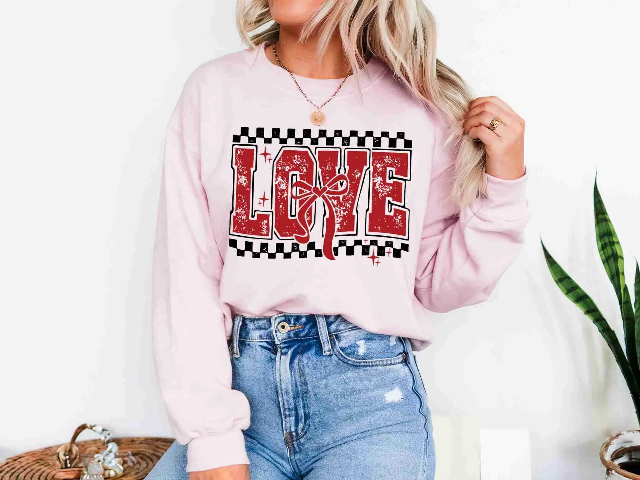 LOVE Graphic Sweater 2