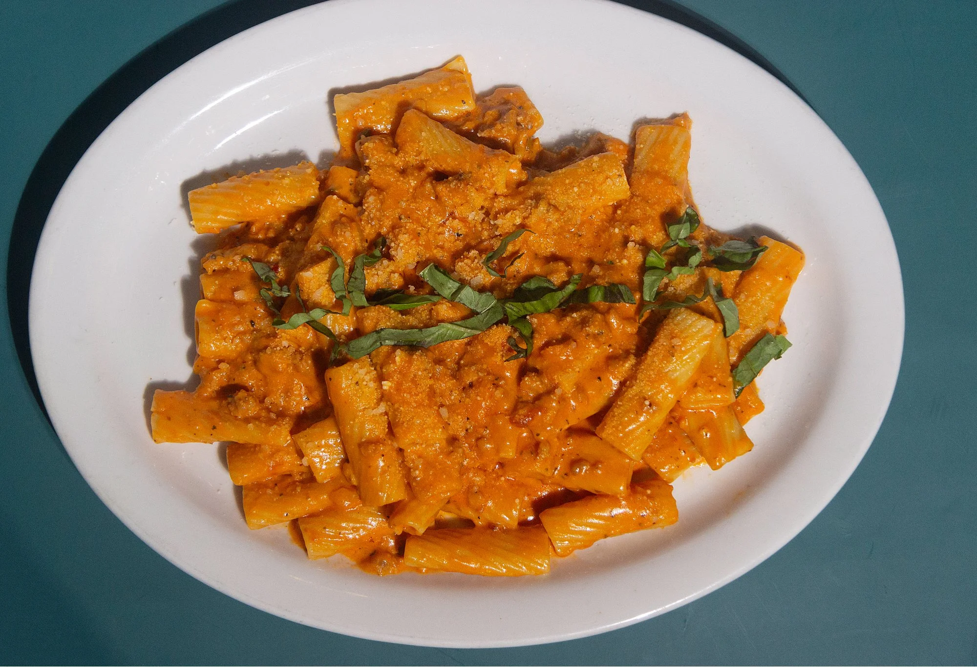The Sparklings | Eclectic Neighborhood Restaurant + Bar