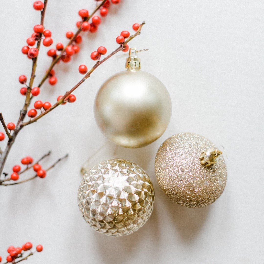 It&rsquo;s officially Christmas season! And our Holiday Specials are in full swing 🎁✨⁠
If you&rsquo;ve been waiting for the perfect moment to invest in your skin or your confidence&hellip; this is it.⁠
⁠
Here&rsquo;s what&rsquo;s available for a lim