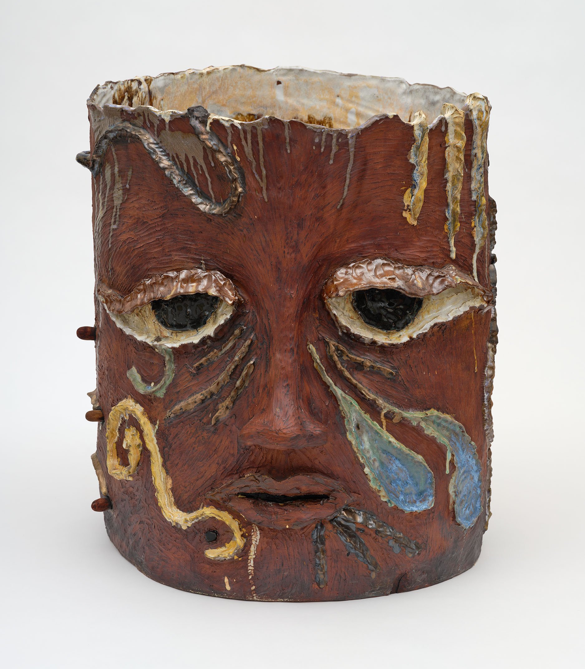Josh Cloud Teared Sentry, 2026 Ceramic, redwood, oak, and Apoxie sculpt 25 x 20 x 19 in 63.5 x 50.8 x 48.3 cm (JCL26.014)