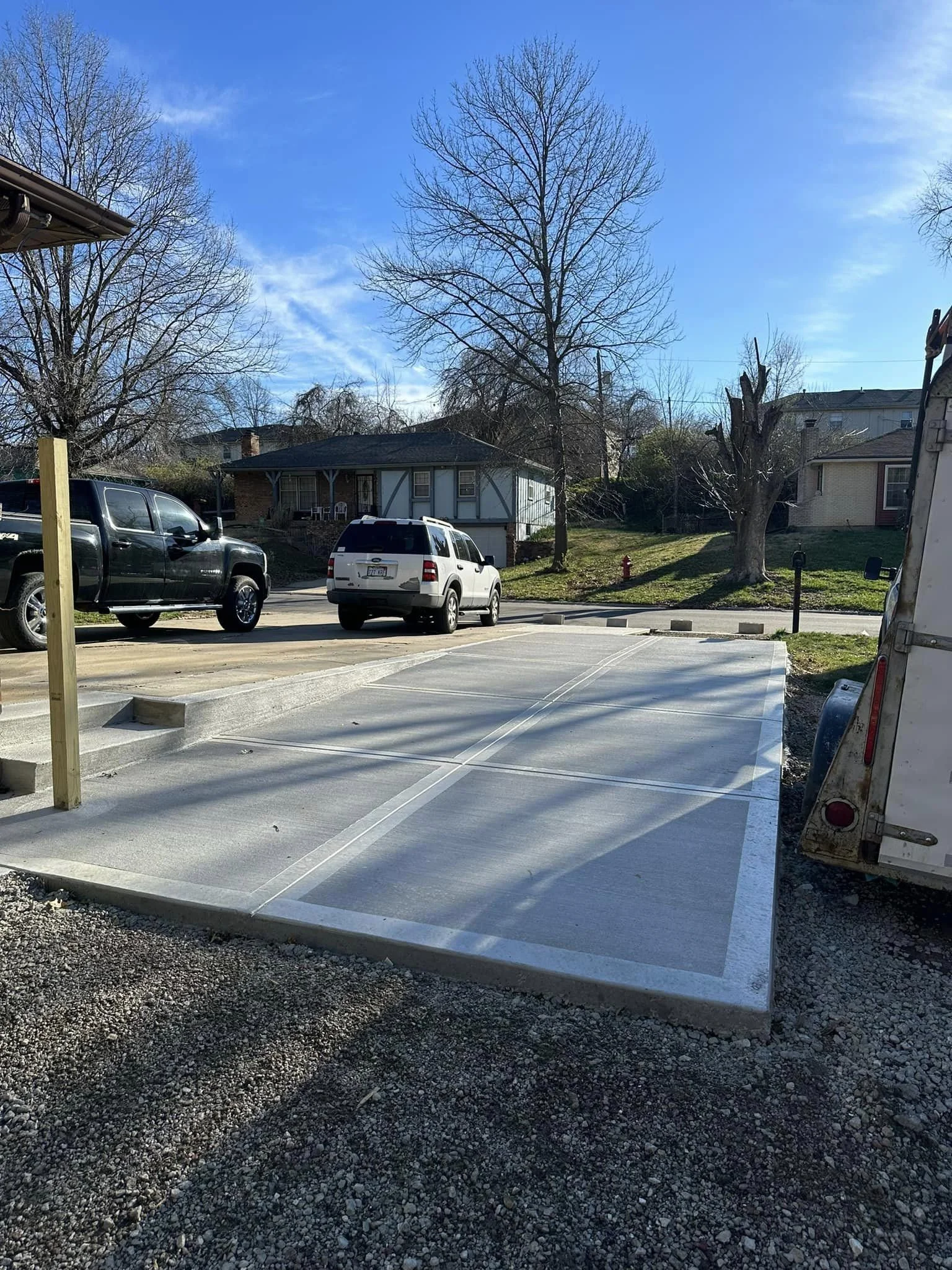 concrete driveway.jpg