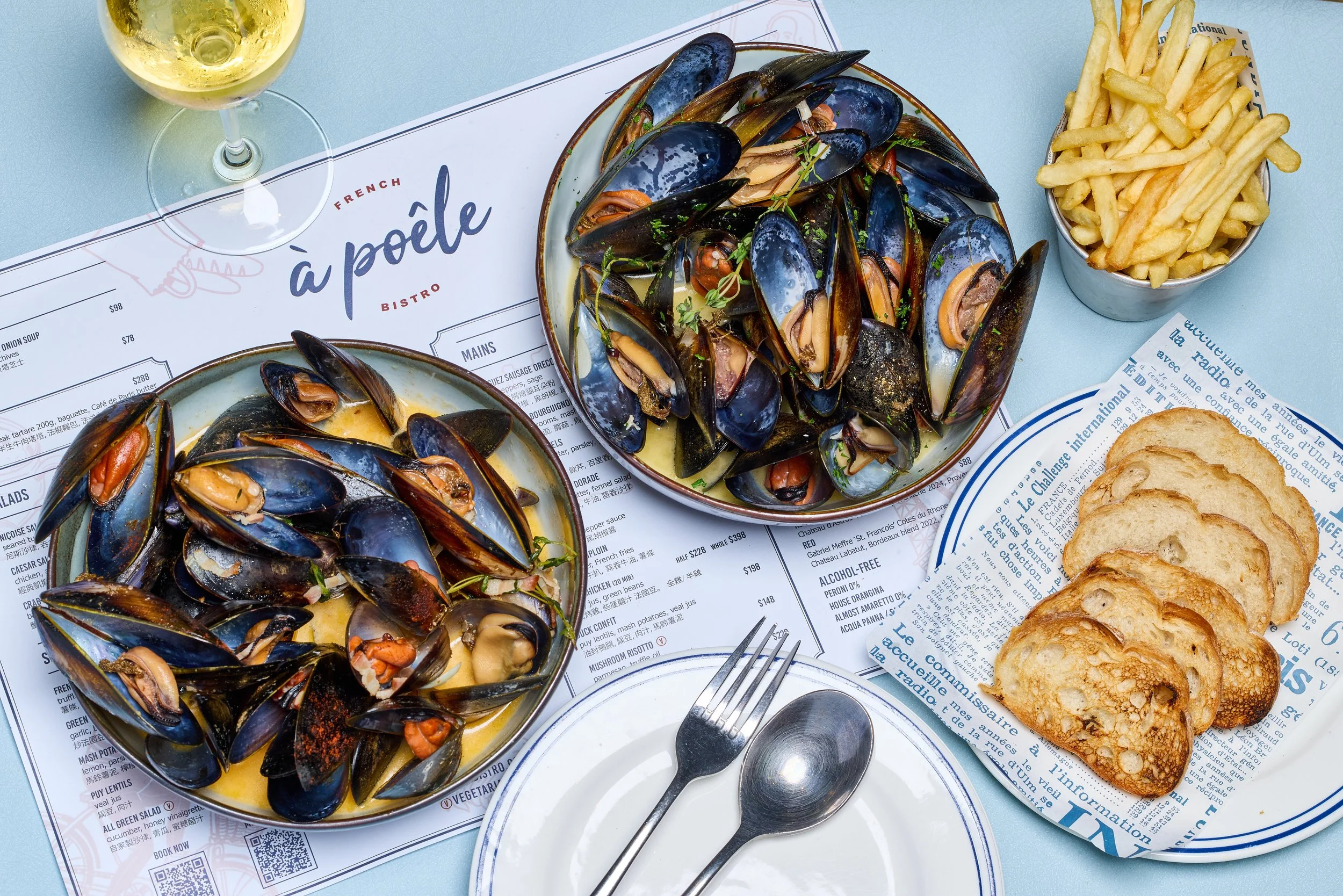 All-You-Can-Eat Mussel Thursdays: À Poêle French Bistro Hong Kong