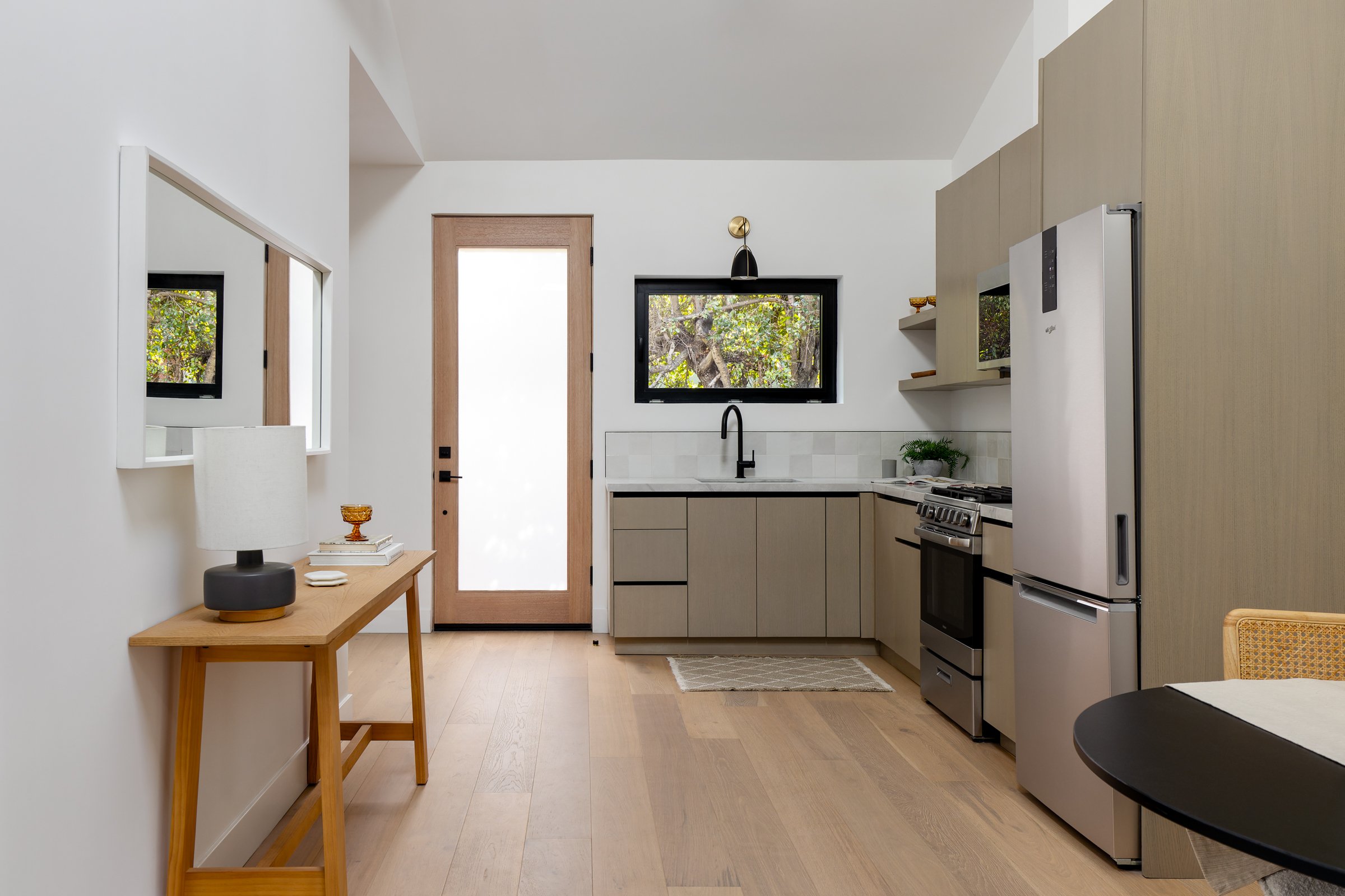29-12906 Rubens Ave-Digital.jpg