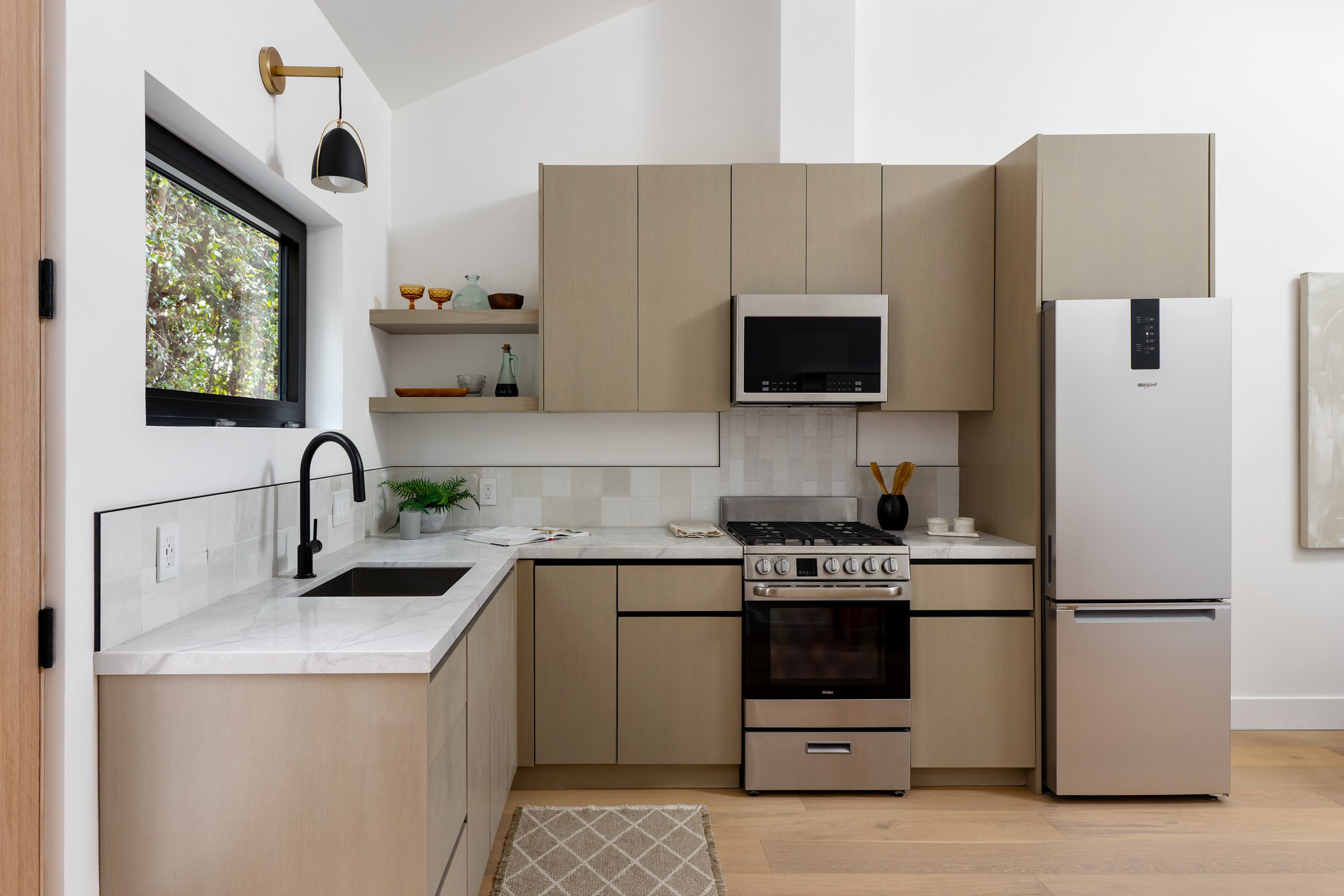 28-12906 Rubens Ave-Digital.jpg